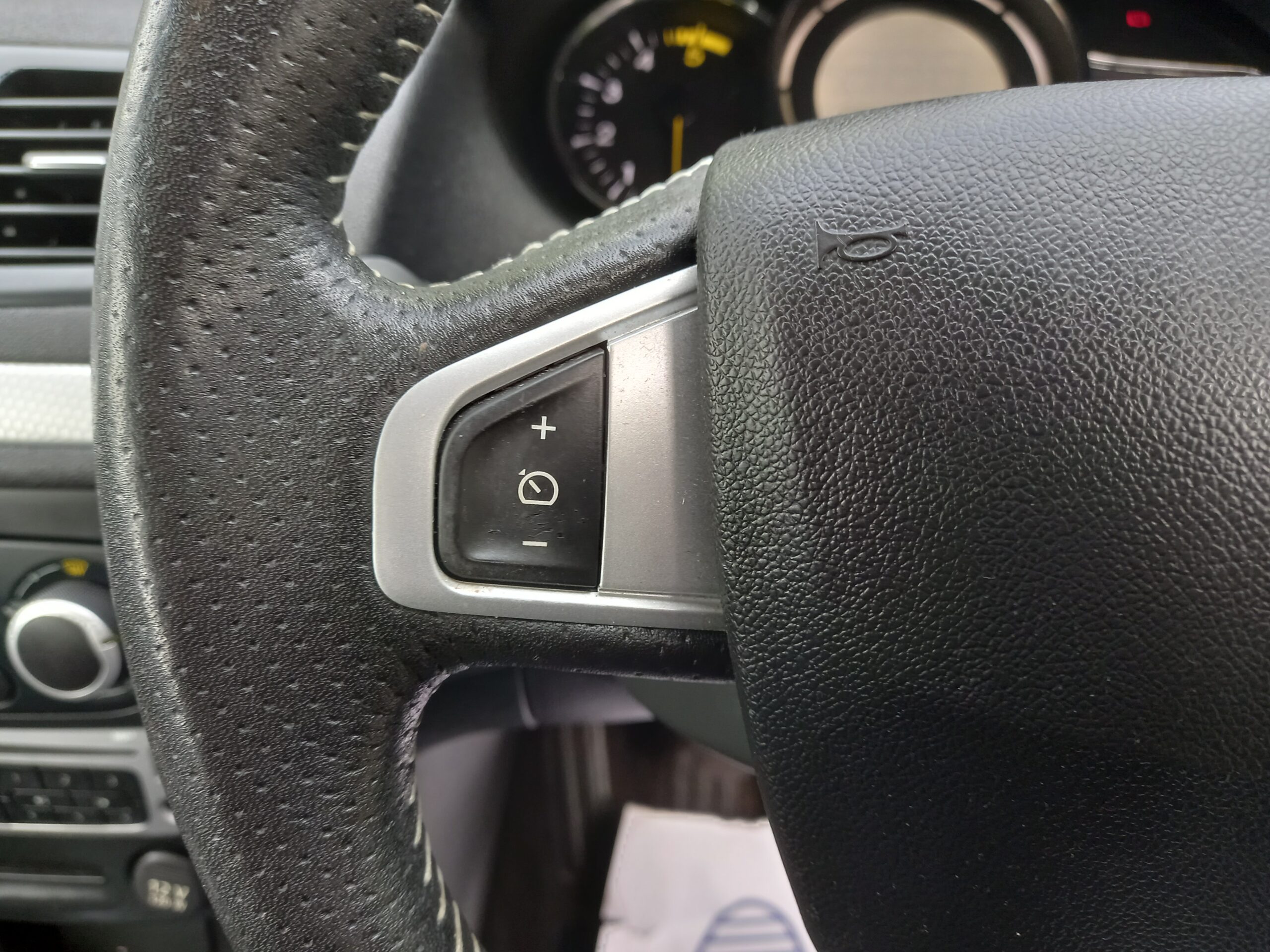 RENAULT MEGANE 1.5 dCi 110 Dynamique TomTom 5dr 99,000 Miles Service History 3 Months Warranty - Image 30