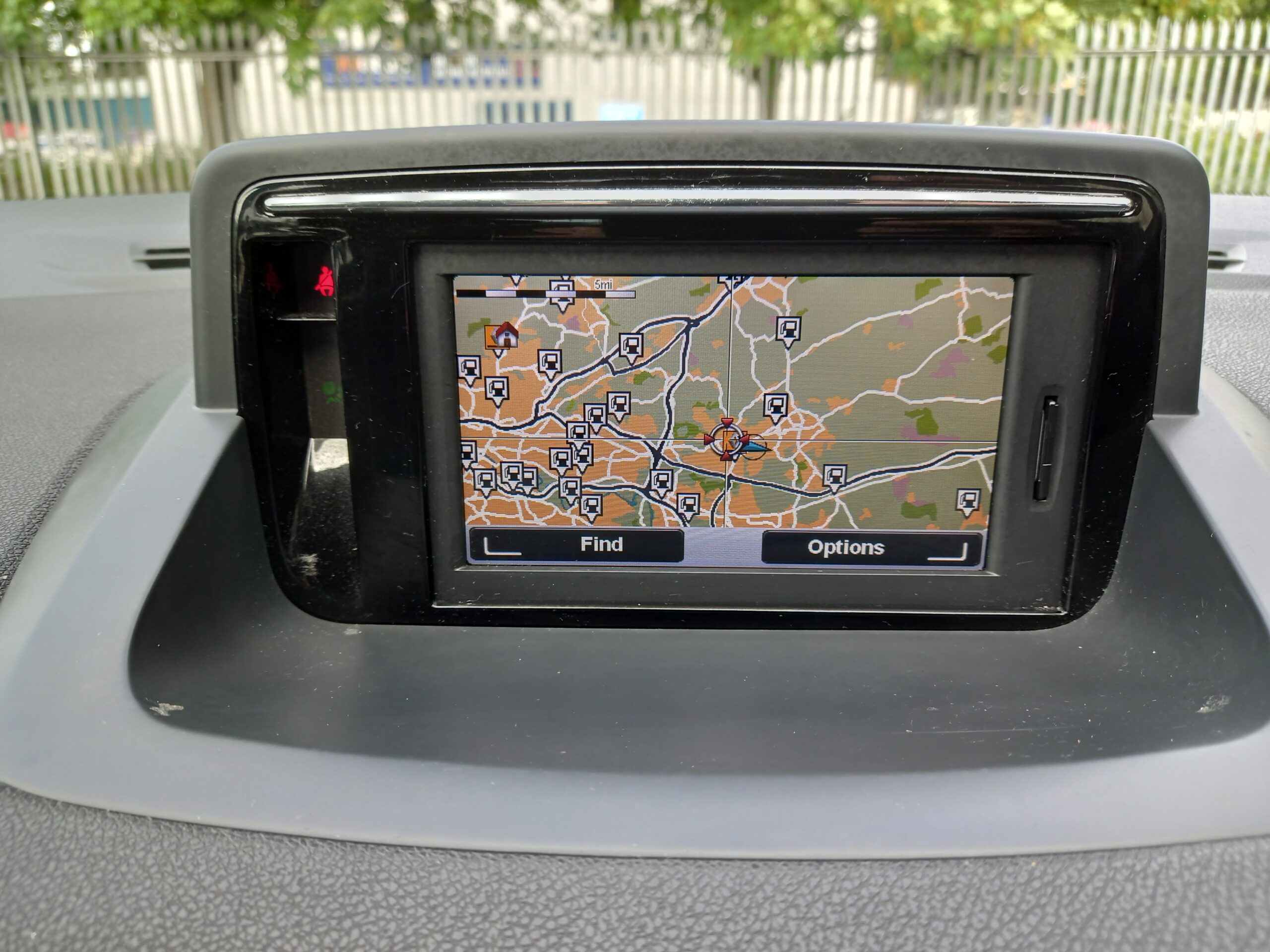 RENAULT MEGANE 1.5 dCi 110 Dynamique TomTom 5dr 99,000 Miles Service History 3 Months Warranty - Image 26