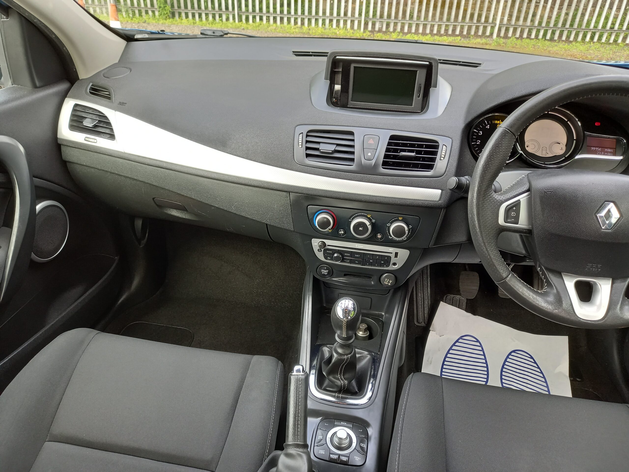 RENAULT MEGANE 1.5 dCi 110 Dynamique TomTom 5dr 99,000 Miles Service History 3 Months Warranty - Image 16