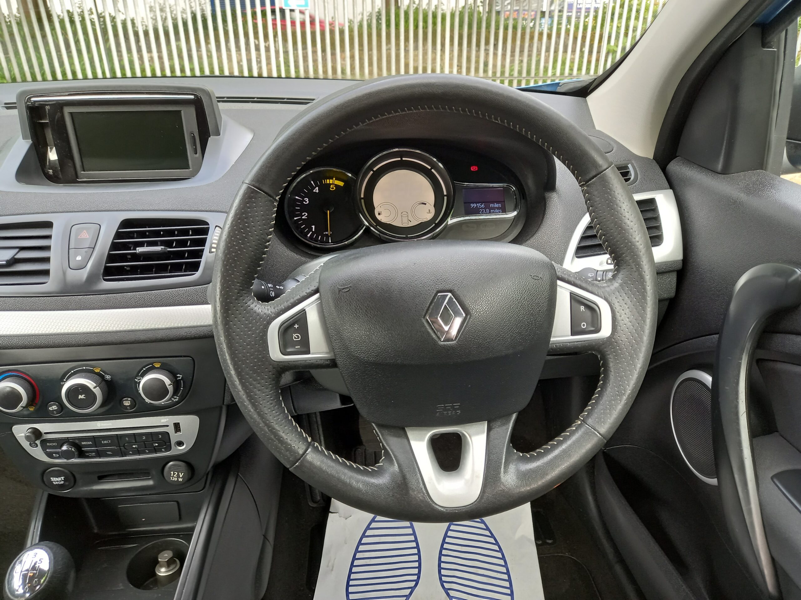 RENAULT MEGANE 1.5 dCi 110 Dynamique TomTom 5dr 99,000 Miles Service History 3 Months Warranty - Image 18