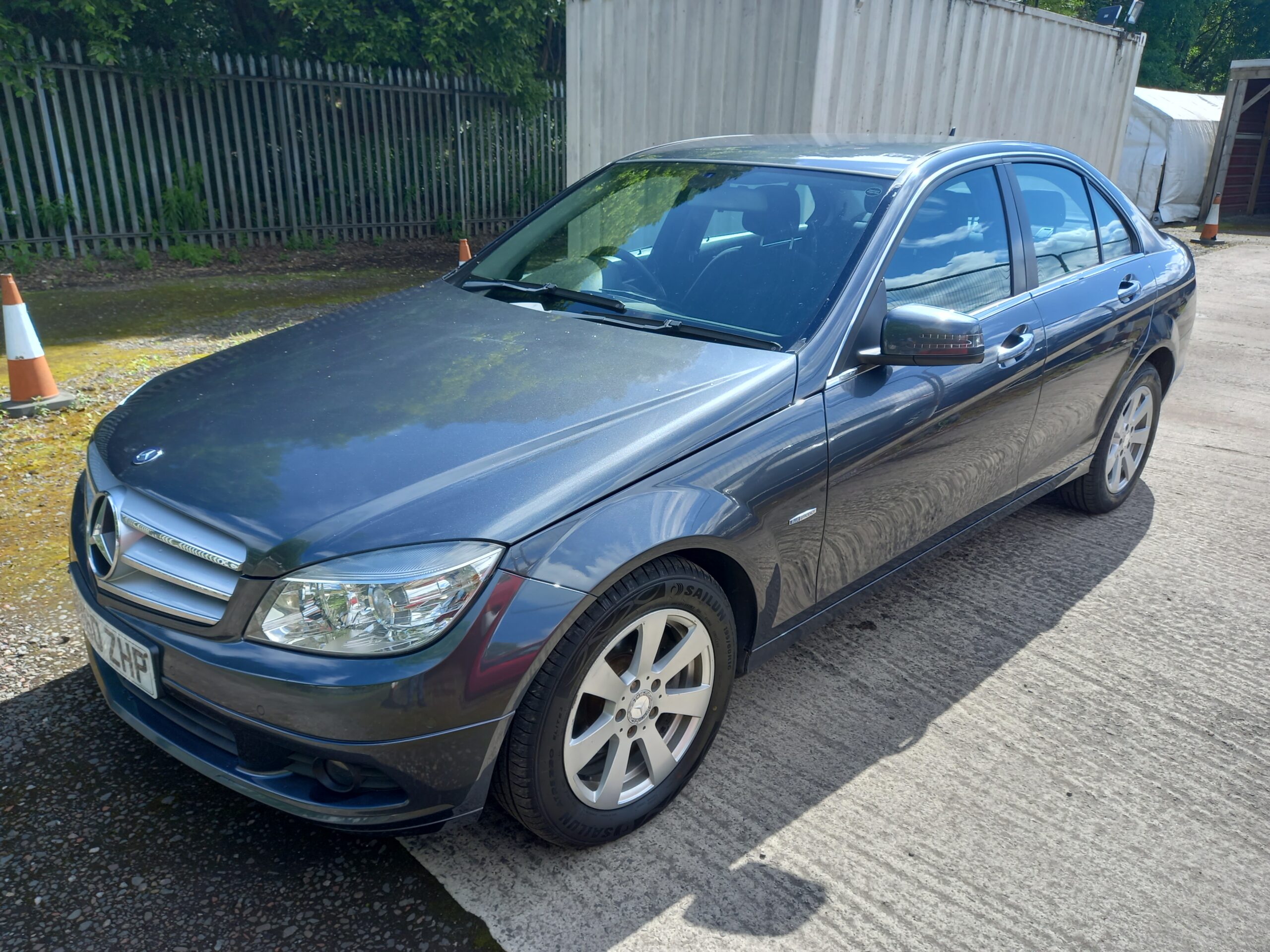 MERCEDES-BENZ C CLASS C180 CGI BlueEFFICIENCY SE 4dr 2010 Automatic 102,000 Miles 3 Months Warranty - Image 3