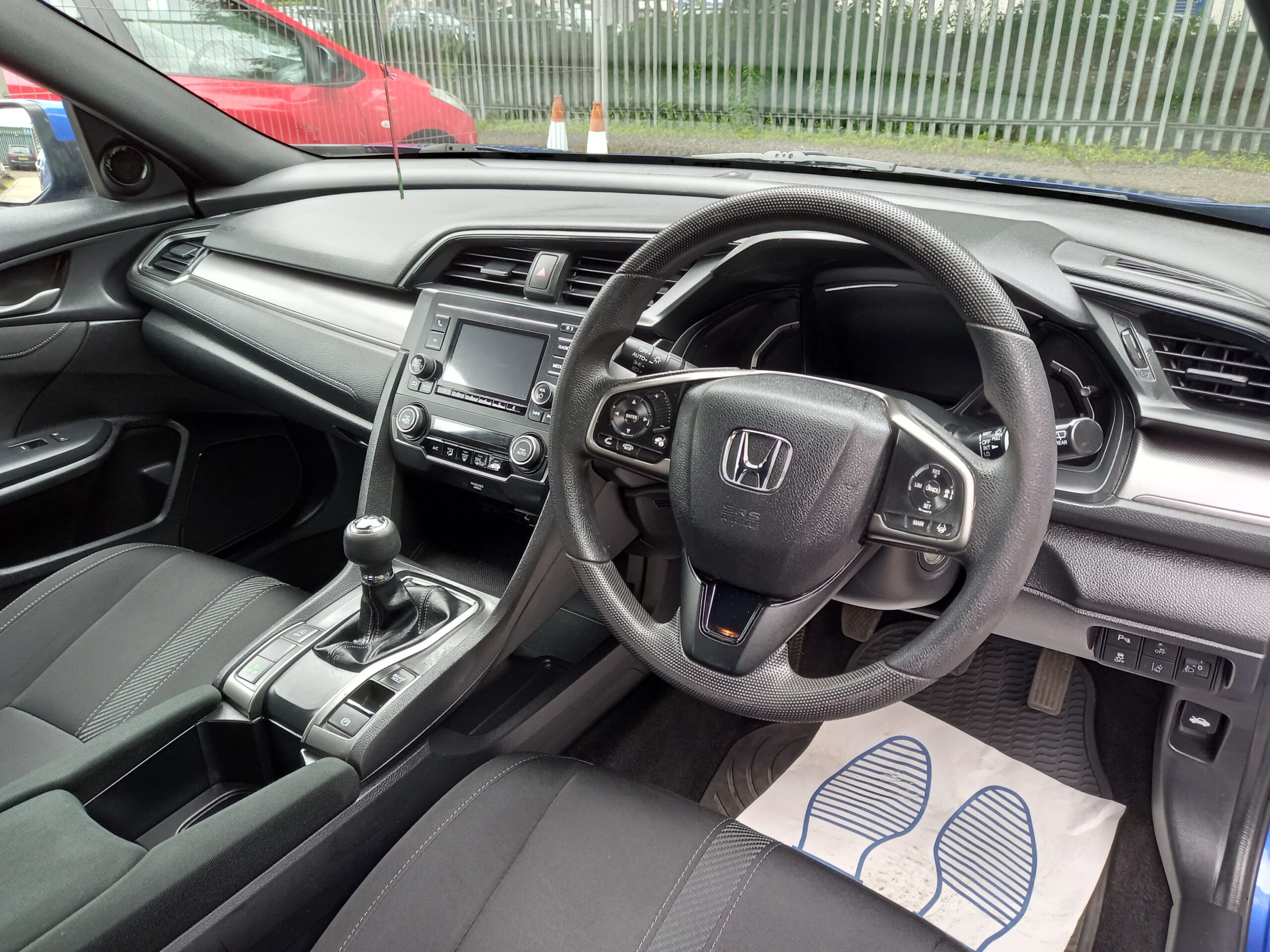 HONDA CIVIC 1.6 i-DTEC SE 5dr blue 2018 93,000 Miles Full Service history Ulez Complinat 3 Months Warranty - Image 13