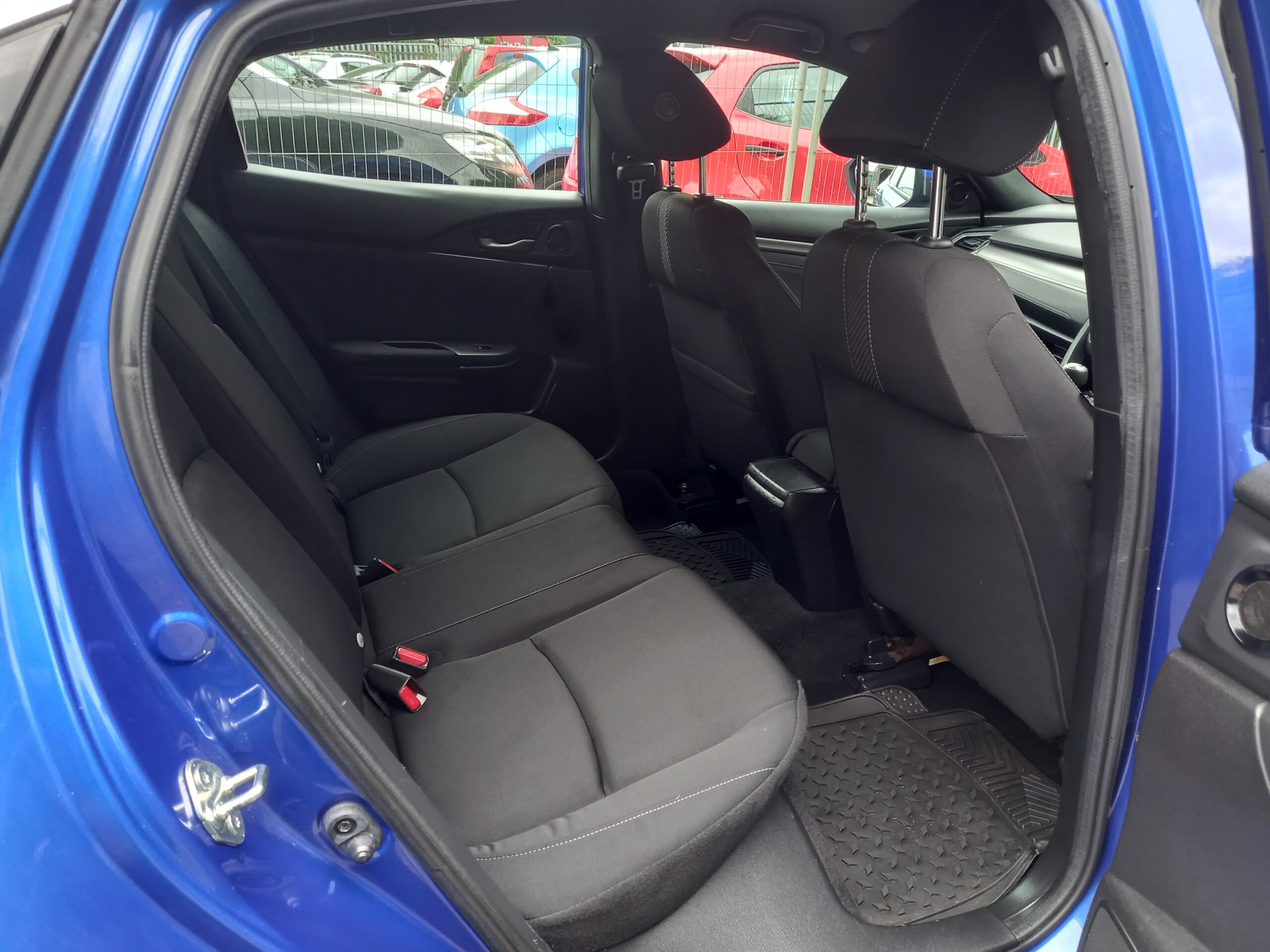 HONDA CIVIC 1.6 i-DTEC SE 5dr blue 2018 93,000 Miles Full Service history Ulez Complinat 3 Months Warranty - Image 16