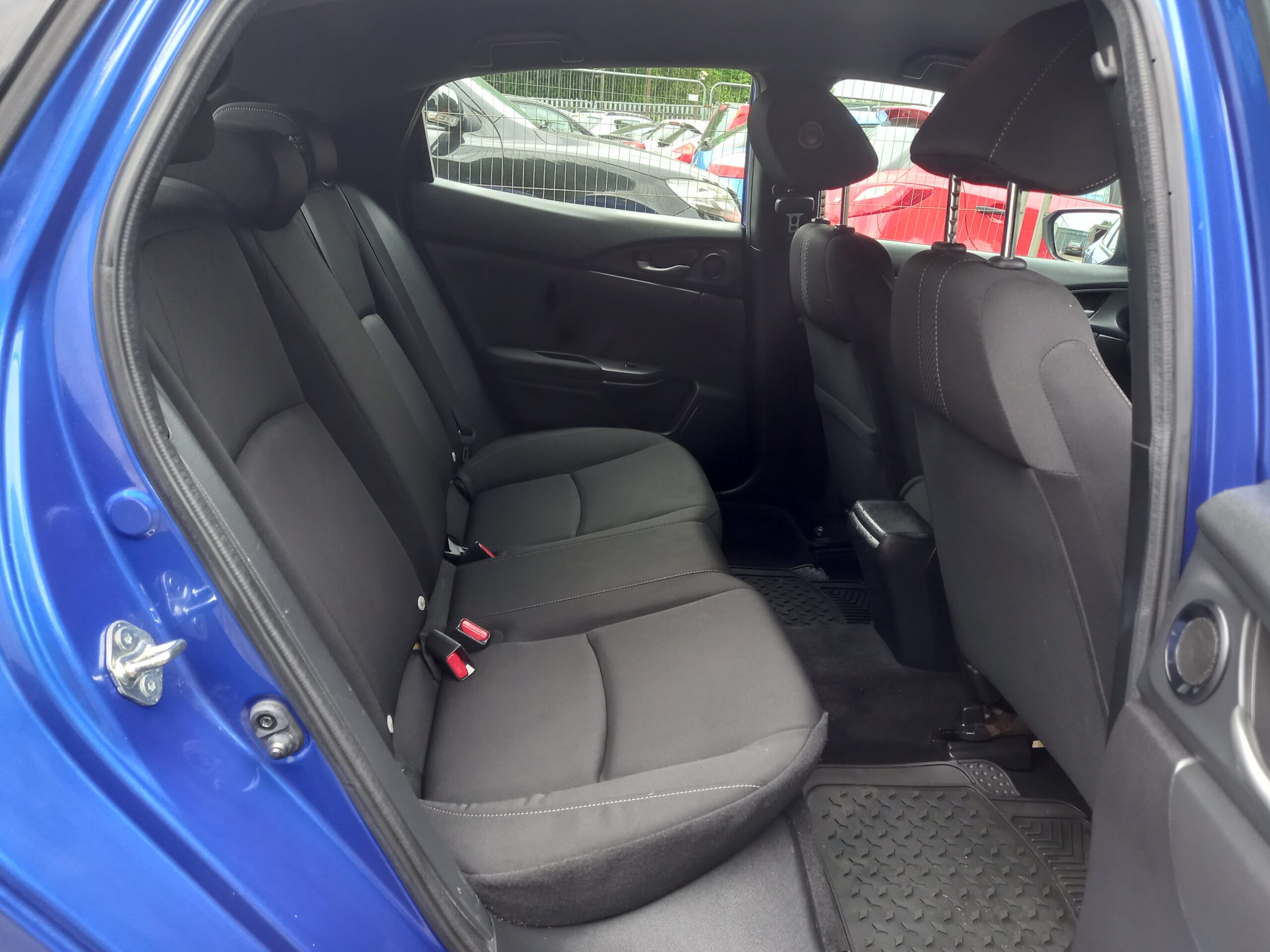 HONDA CIVIC 1.6 i-DTEC SE 5dr blue 2018 93,000 Miles Full Service history Ulez Complinat 3 Months Warranty - Image 17