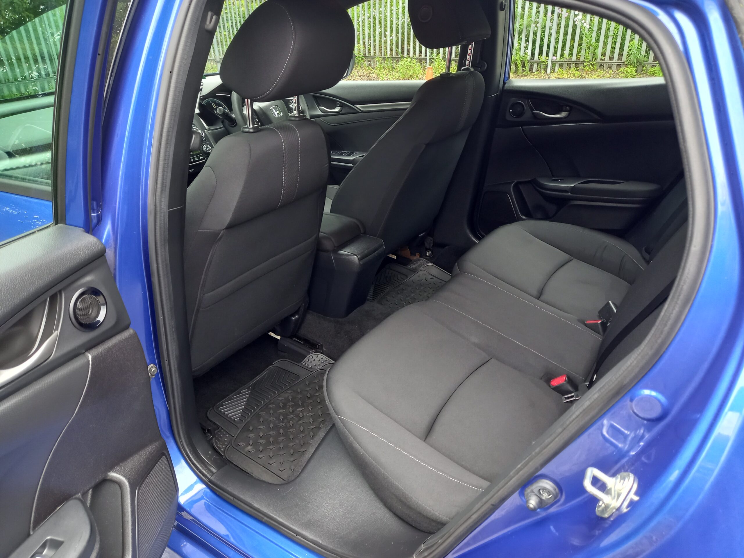 HONDA CIVIC 1.6 i-DTEC SE 5dr blue 2018 93,000 Miles Full Service history Ulez Complinat 3 Months Warranty - Image 26