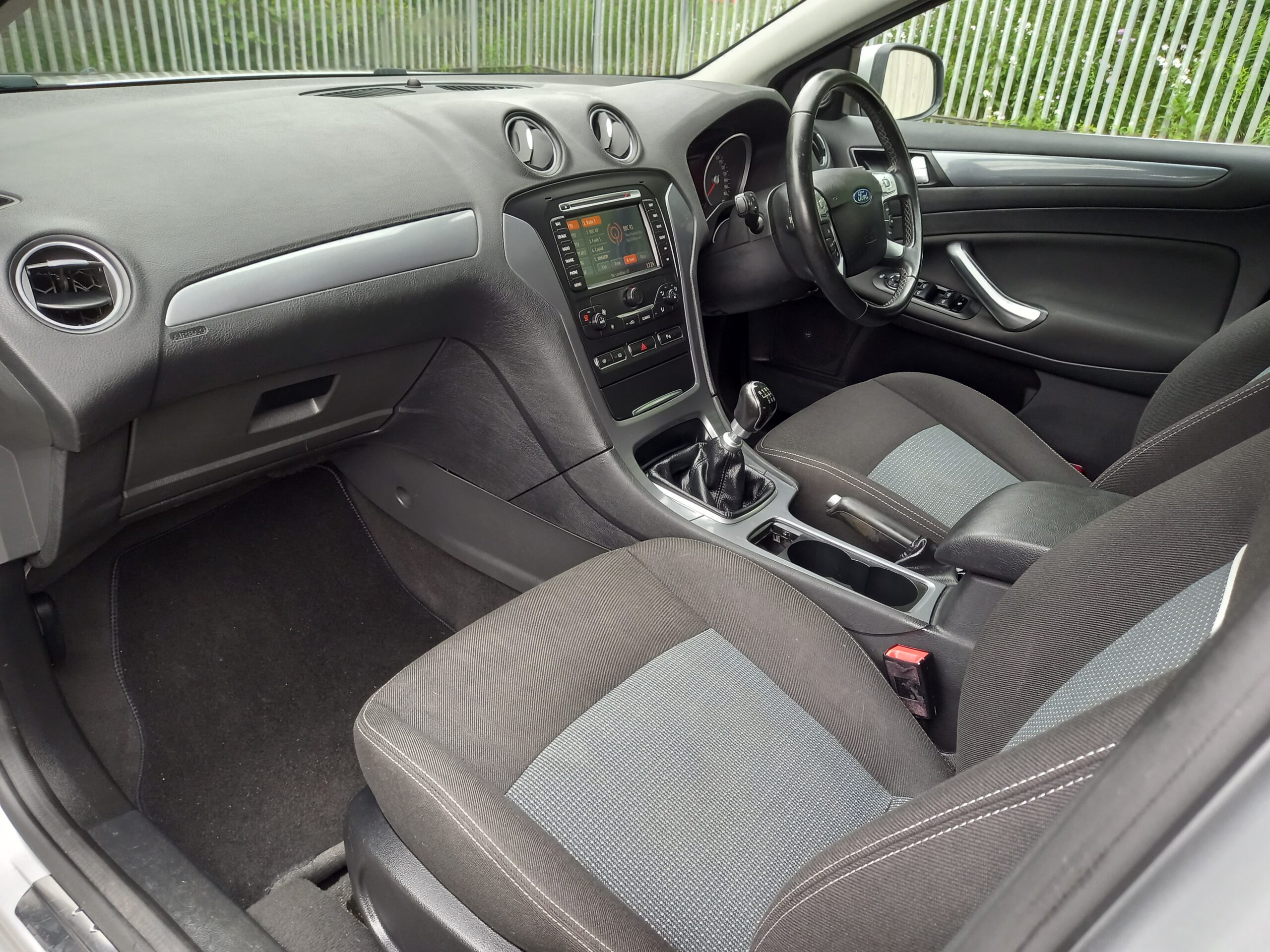 FORD MONDEO 2.0 TDCi 140 Zetec Business Edition 5dr 2013 104,000 Miles Full Service History £35 road tax 3 Months Warranty - Image 22