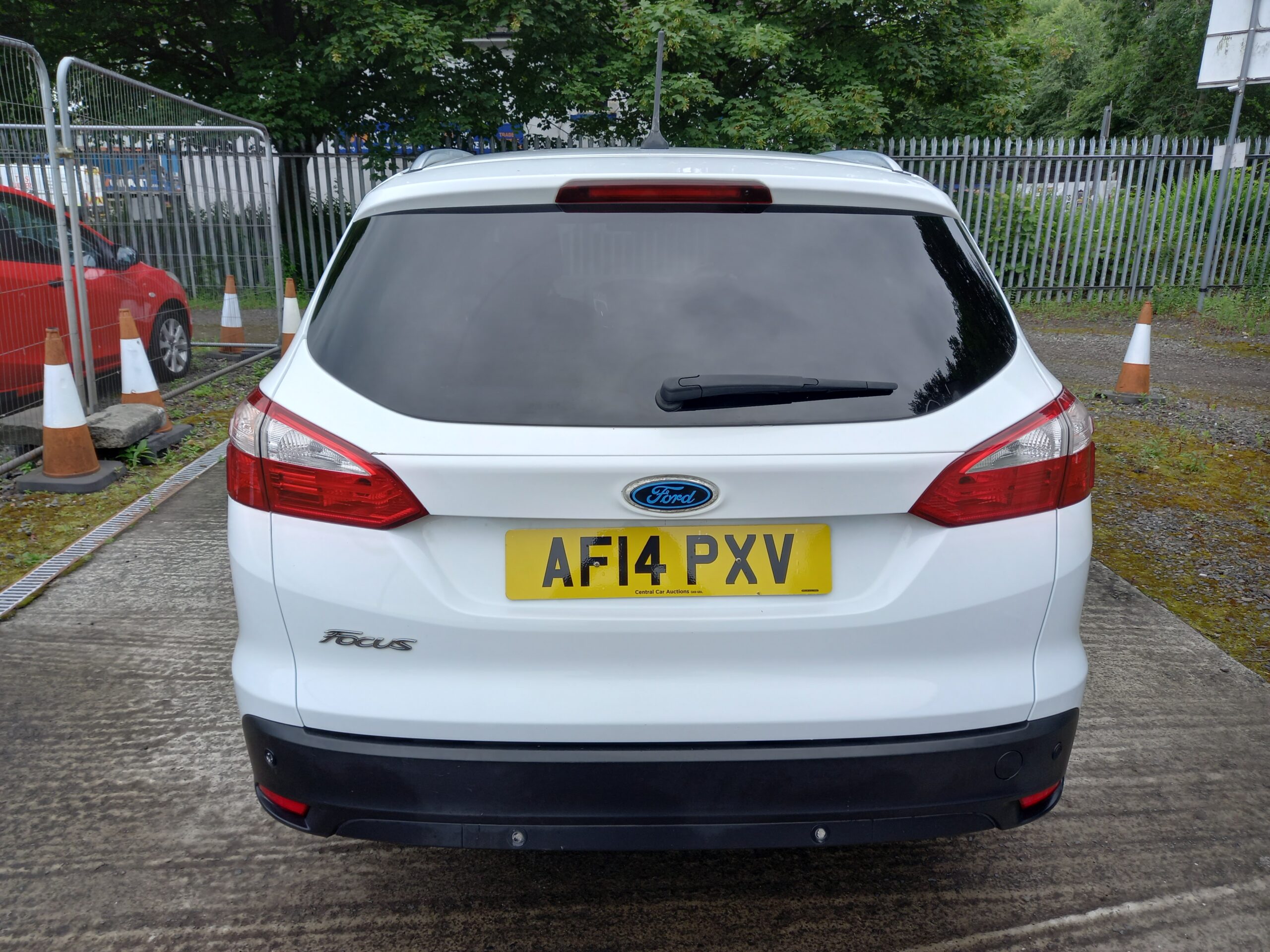 FORD FOCUS 1.6 TDCi 115 Titanium Navigator 5dr Estate 84,000 Miles Full Service History £20 tax 3 Months Warranty - Image 5
