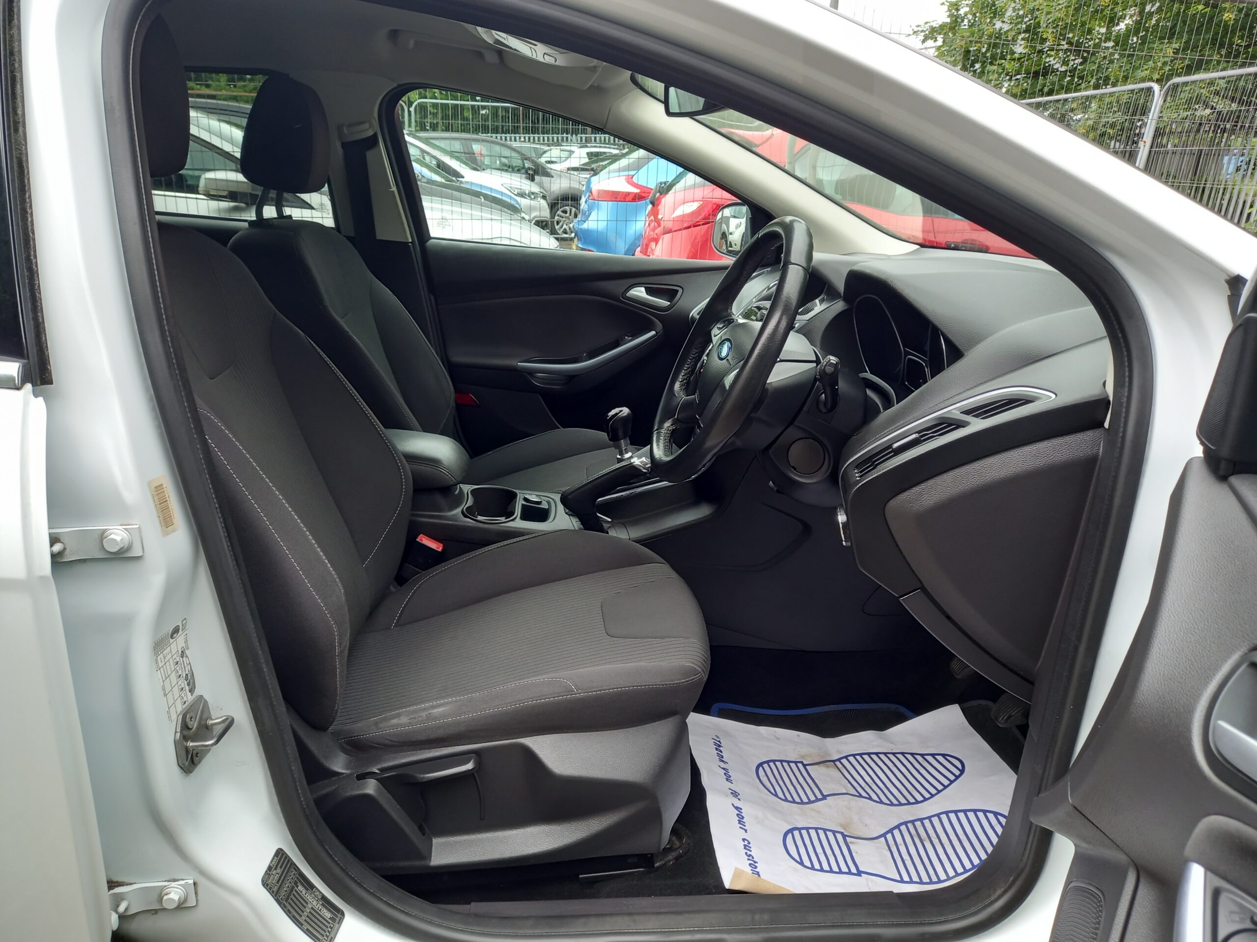 FORD FOCUS 1.6 TDCi 115 Titanium Navigator 5dr Estate 84,000 Miles Full Service History £20 tax 3 Months Warranty - Image 12