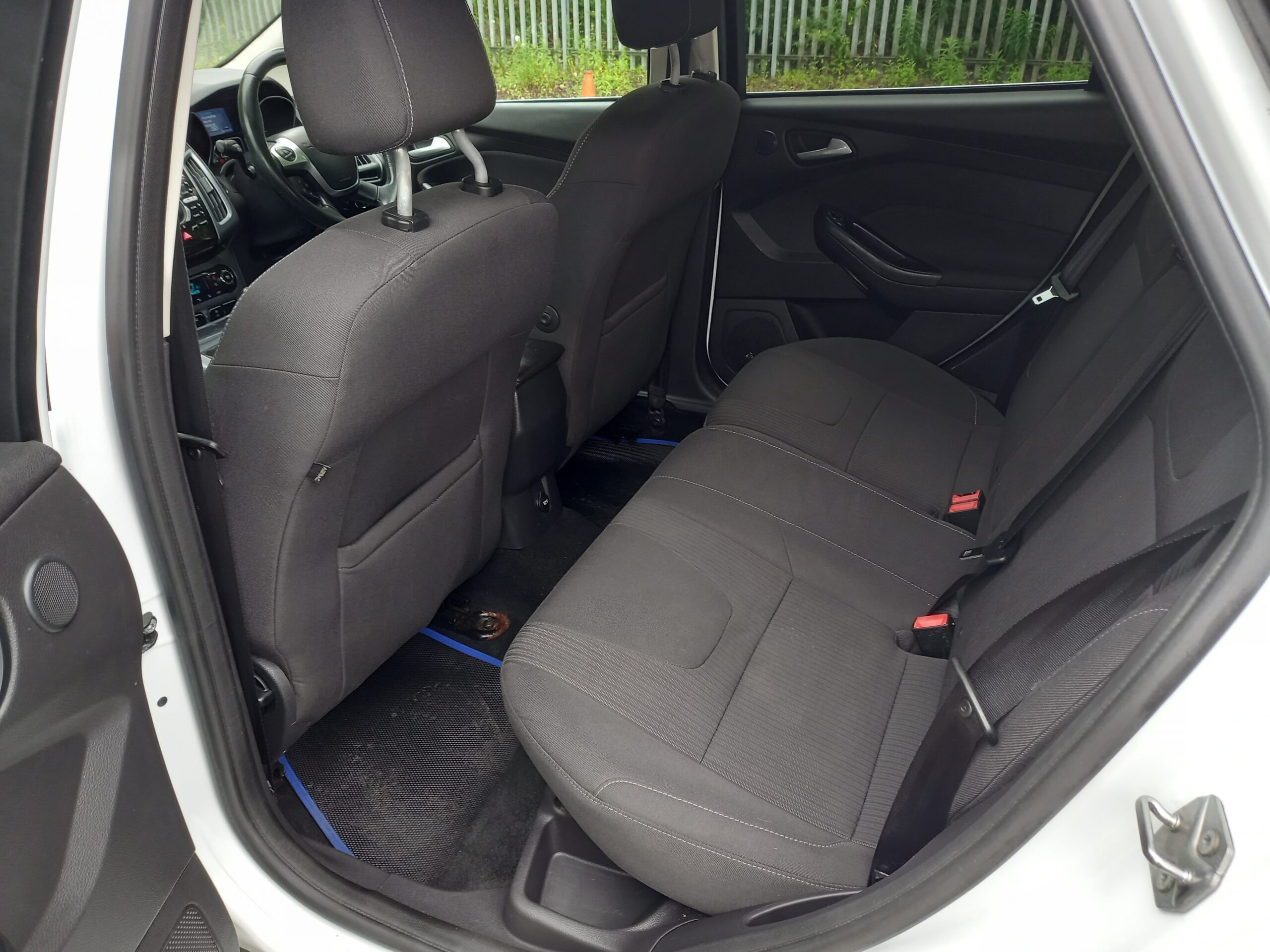 FORD FOCUS 1.6 TDCi 115 Titanium Navigator 5dr Estate 84,000 Miles Full Service History £20 tax 3 Months Warranty - Image 22