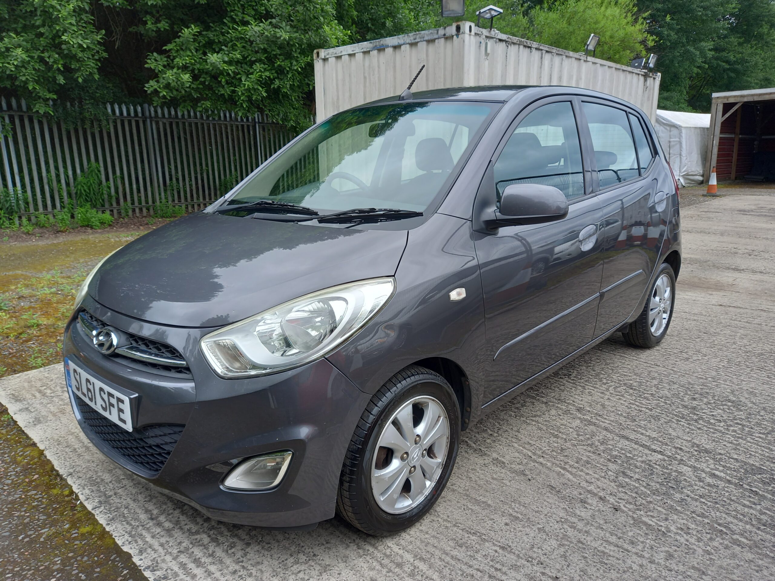 HYUNDAI I10 1.2 Active 5dr 2011 grey 90,000 Miles £20 road tax * Warranty * - Image 2