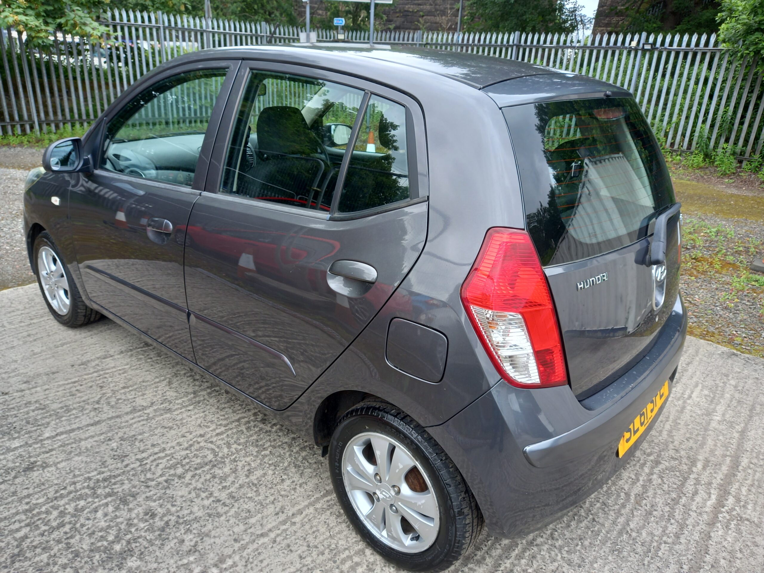 HYUNDAI I10 1.2 Active 5dr 2011 grey 90,000 Miles £20 road tax * Warranty * - Image 5