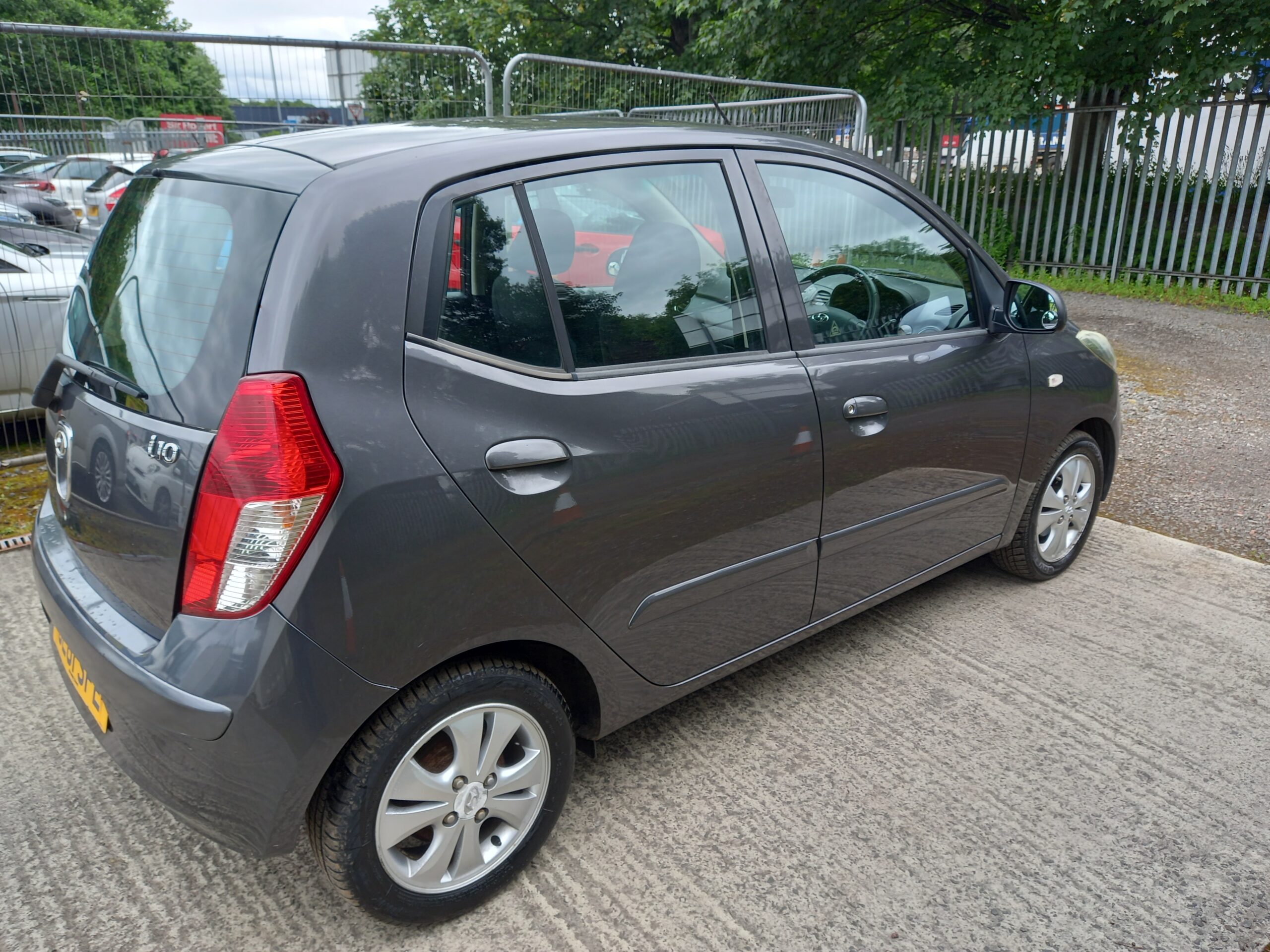 HYUNDAI I10 1.2 Active 5dr 2011 grey 90,000 Miles £20 road tax * Warranty * - Image 7