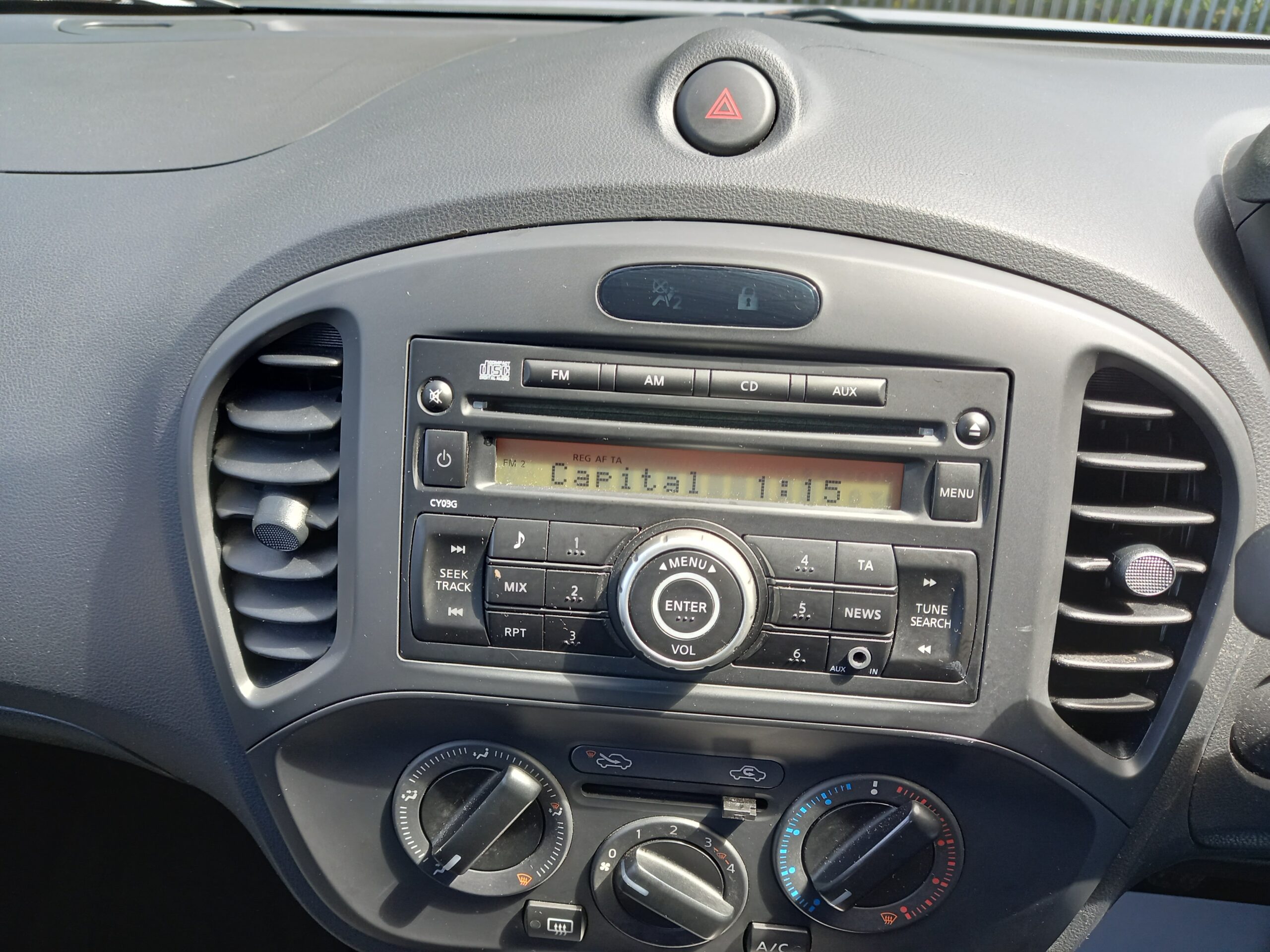 NISSAN JUKE 1.6 Visia 5dr 2012 87,000 Miles Full Service History 3 Months Warranty - Image 23