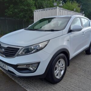 KIA SPORTAGE 1.7 CRDi ISG 1 5dr 2013 white Full Service History 3 Months Warranty