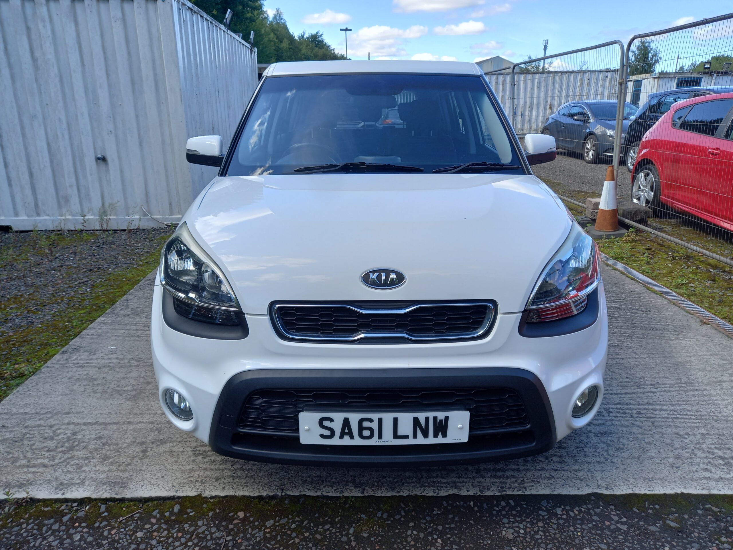 KIA SOUL 1.6 CRDi 2 5dr Automatic 2011 92,000 miles Full Service History 3 Months Warranty - Image 8