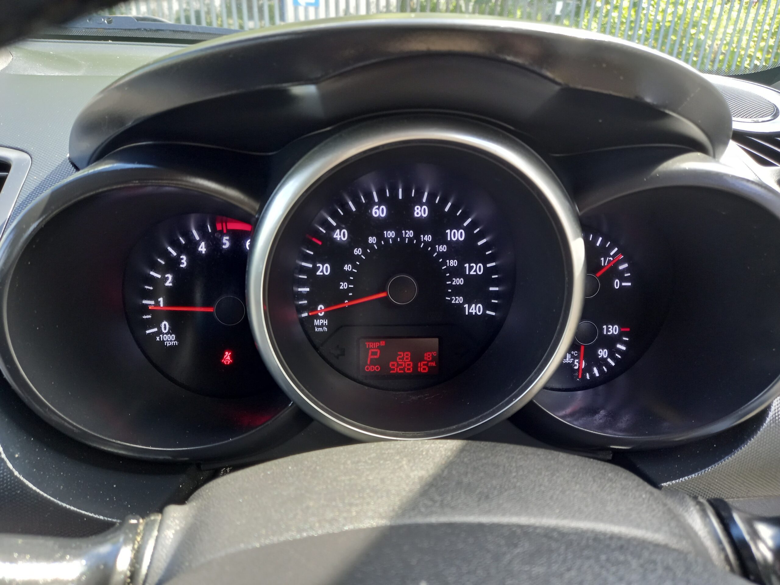 KIA SOUL 1.6 CRDi 2 5dr Automatic 2011 92,000 miles Full Service History 3 Months Warranty - Image 27
