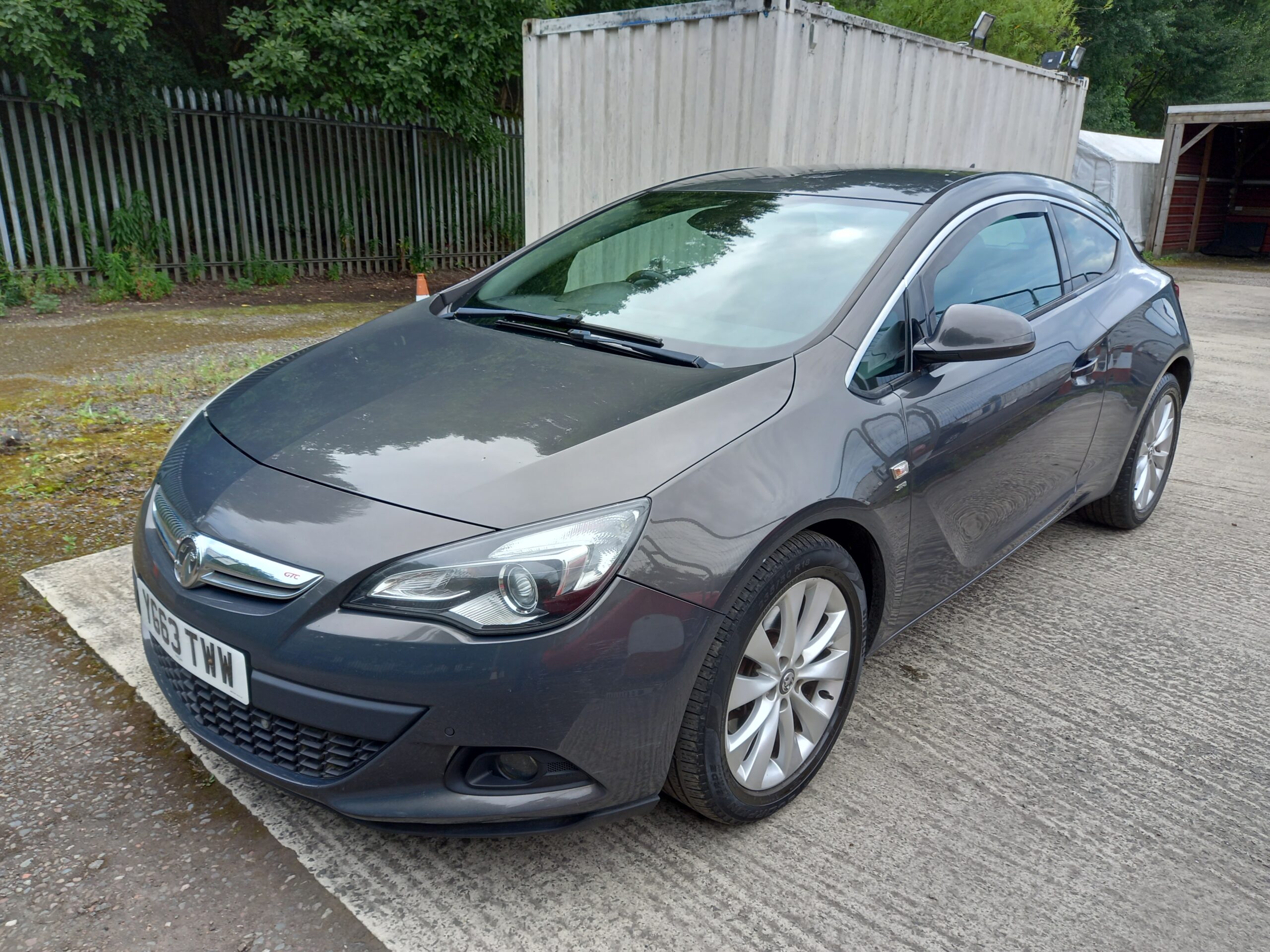 VAUXHALL ASTRA GTC 2.0 CDTi 16V SRi 3dr 2013 163,000 Miles Full Service History - Image 3