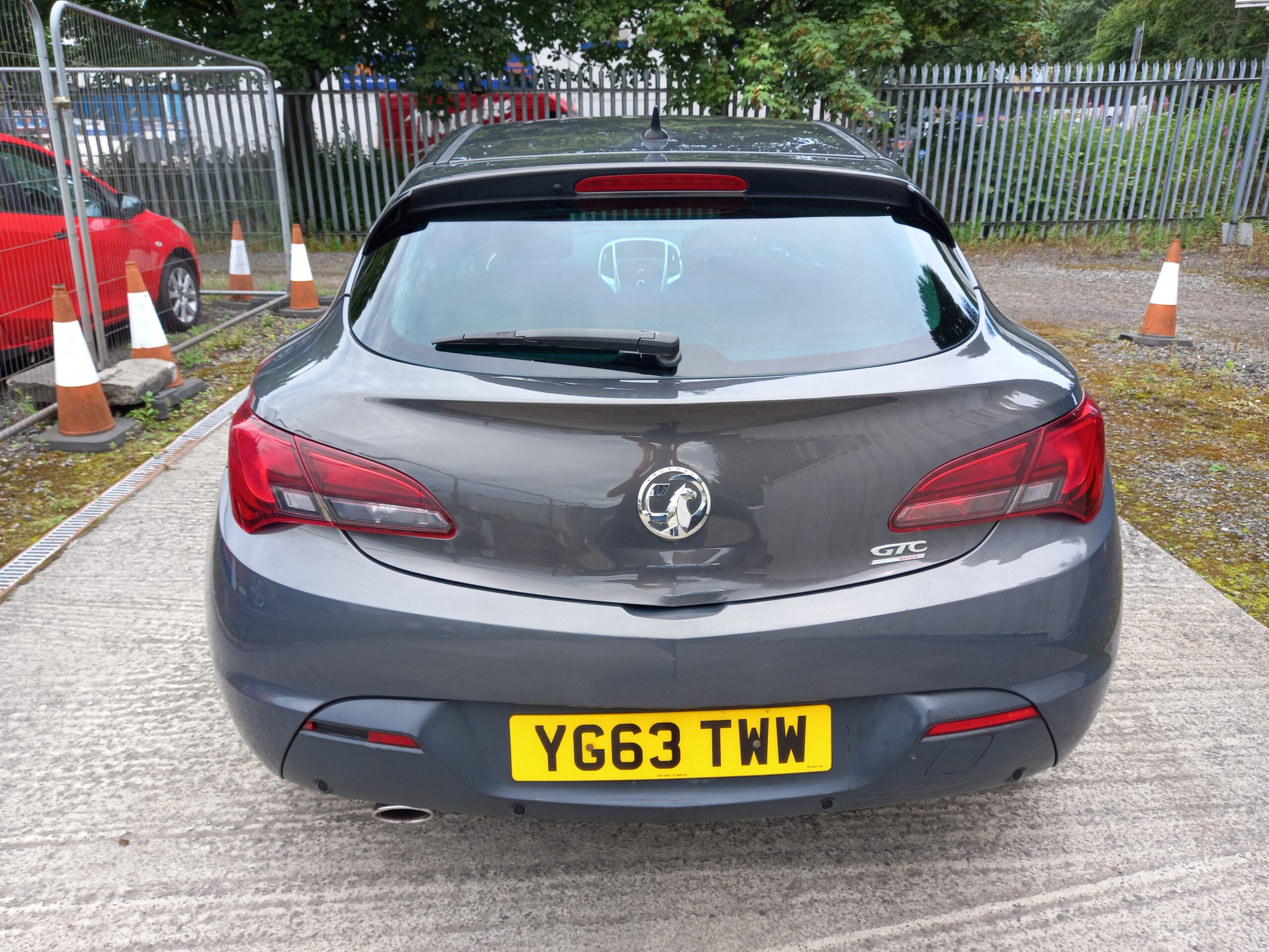 VAUXHALL ASTRA GTC 2.0 CDTi 16V SRi 3dr 2013 163,000 Miles Full Service History - Image 6