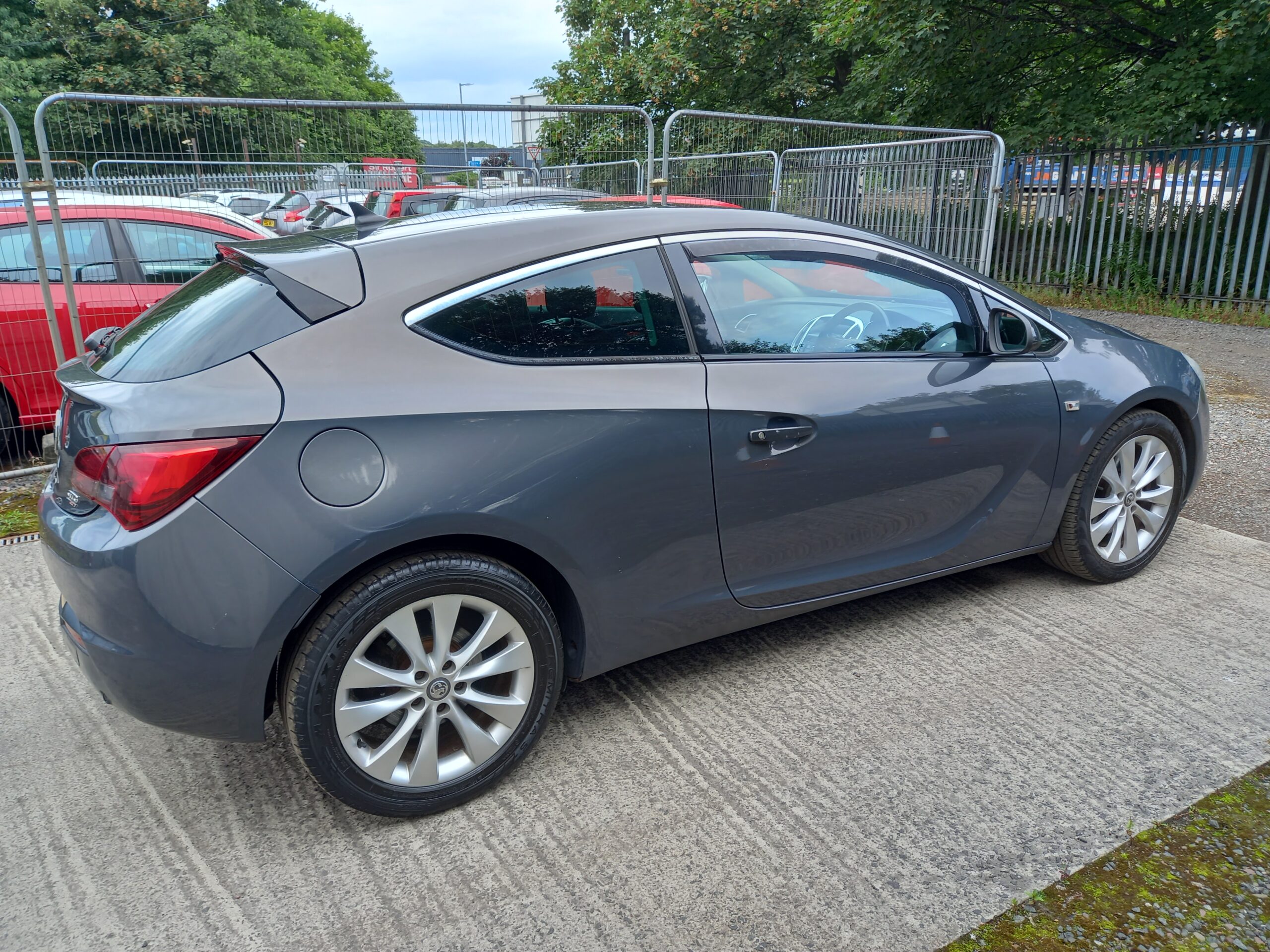 VAUXHALL ASTRA GTC 2.0 CDTi 16V SRi 3dr 2013 163,000 Miles Full Service History - Image 7