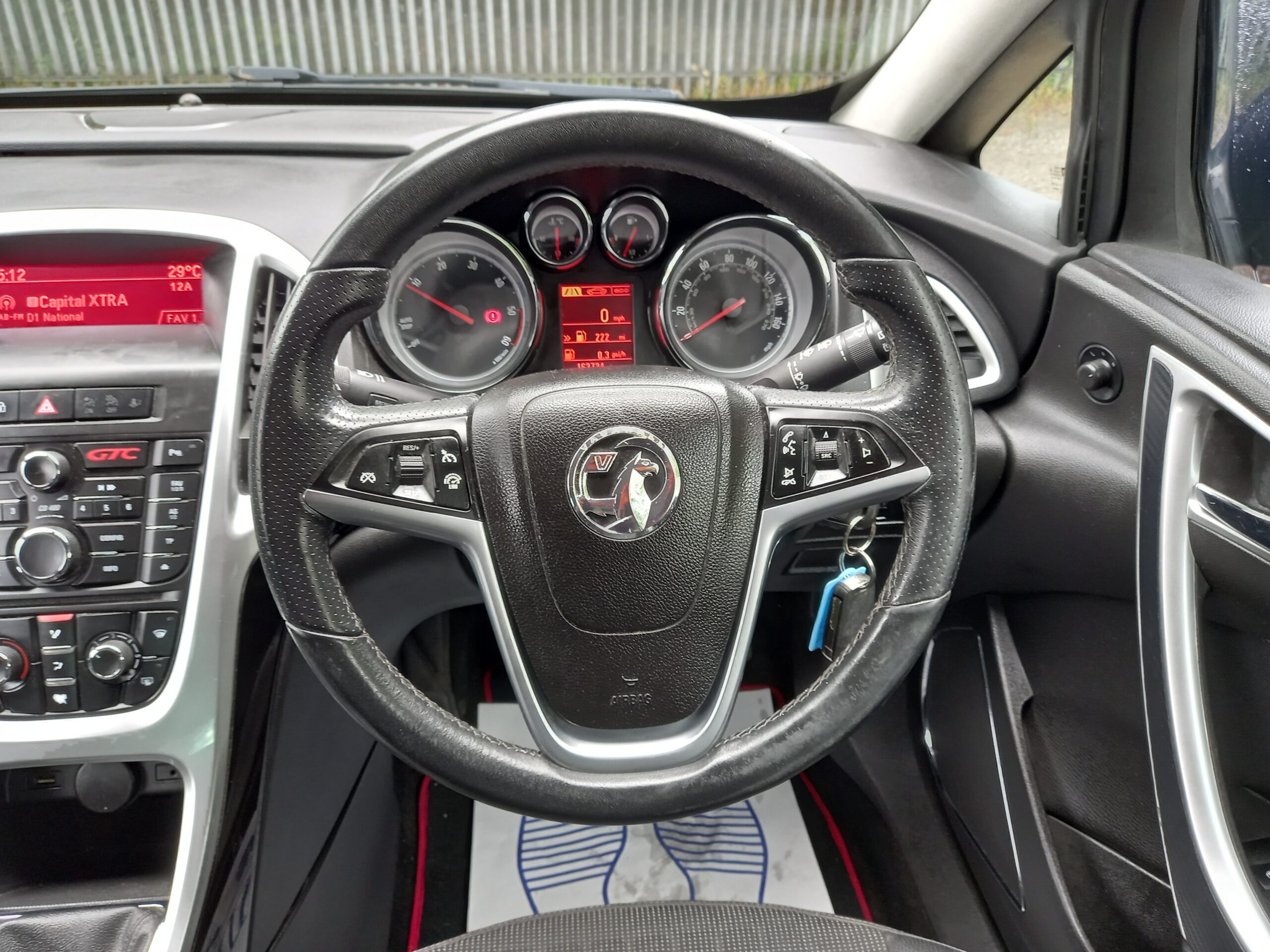 VAUXHALL ASTRA GTC 2.0 CDTi 16V SRi 3dr 2013 163,000 Miles Full Service History - Image 17