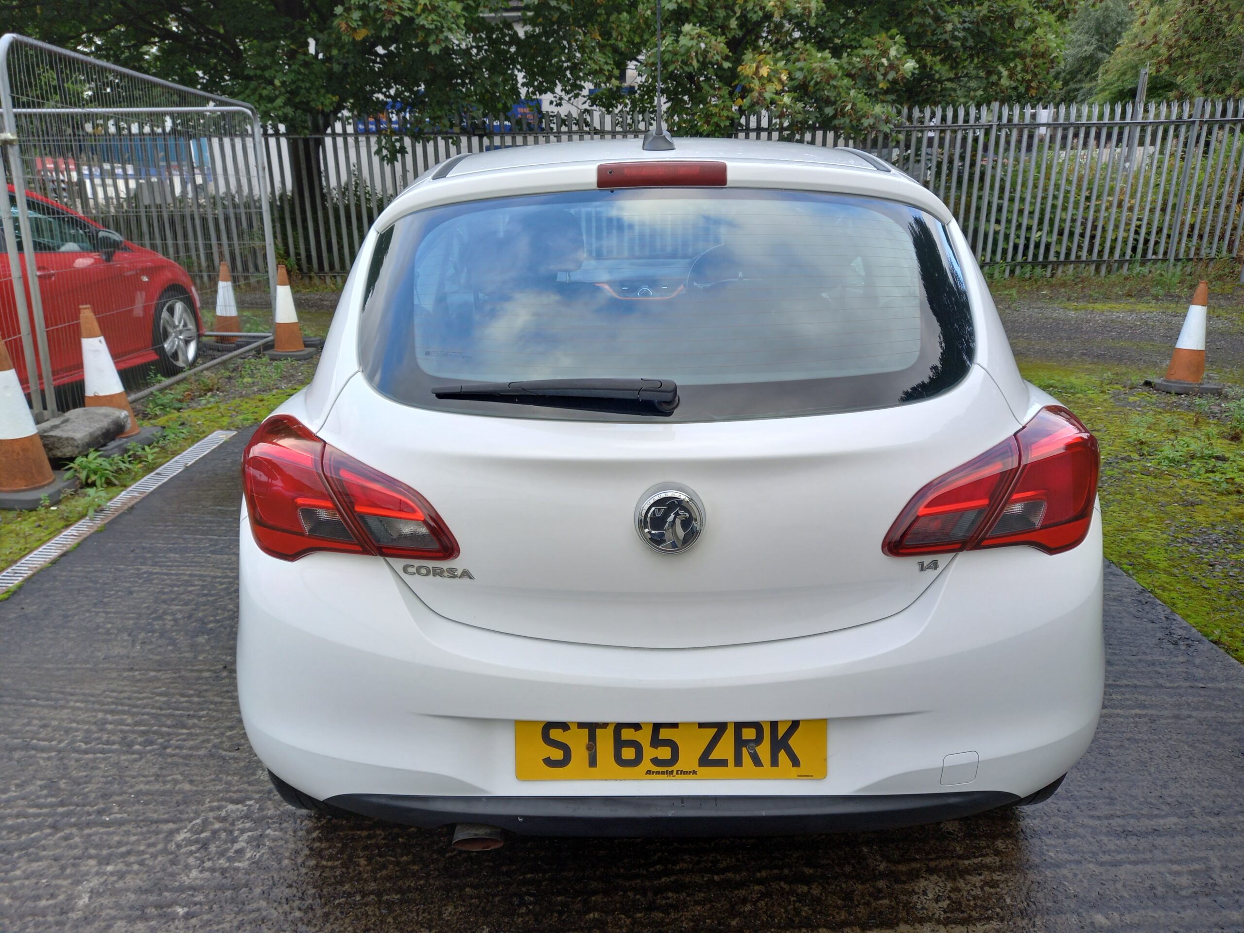 VAUXHALL CORSA 1.4 ecoFLEX SRi 3dr White 2015 71,000 Miles Full Service History 3 Months Warranty - Image 5