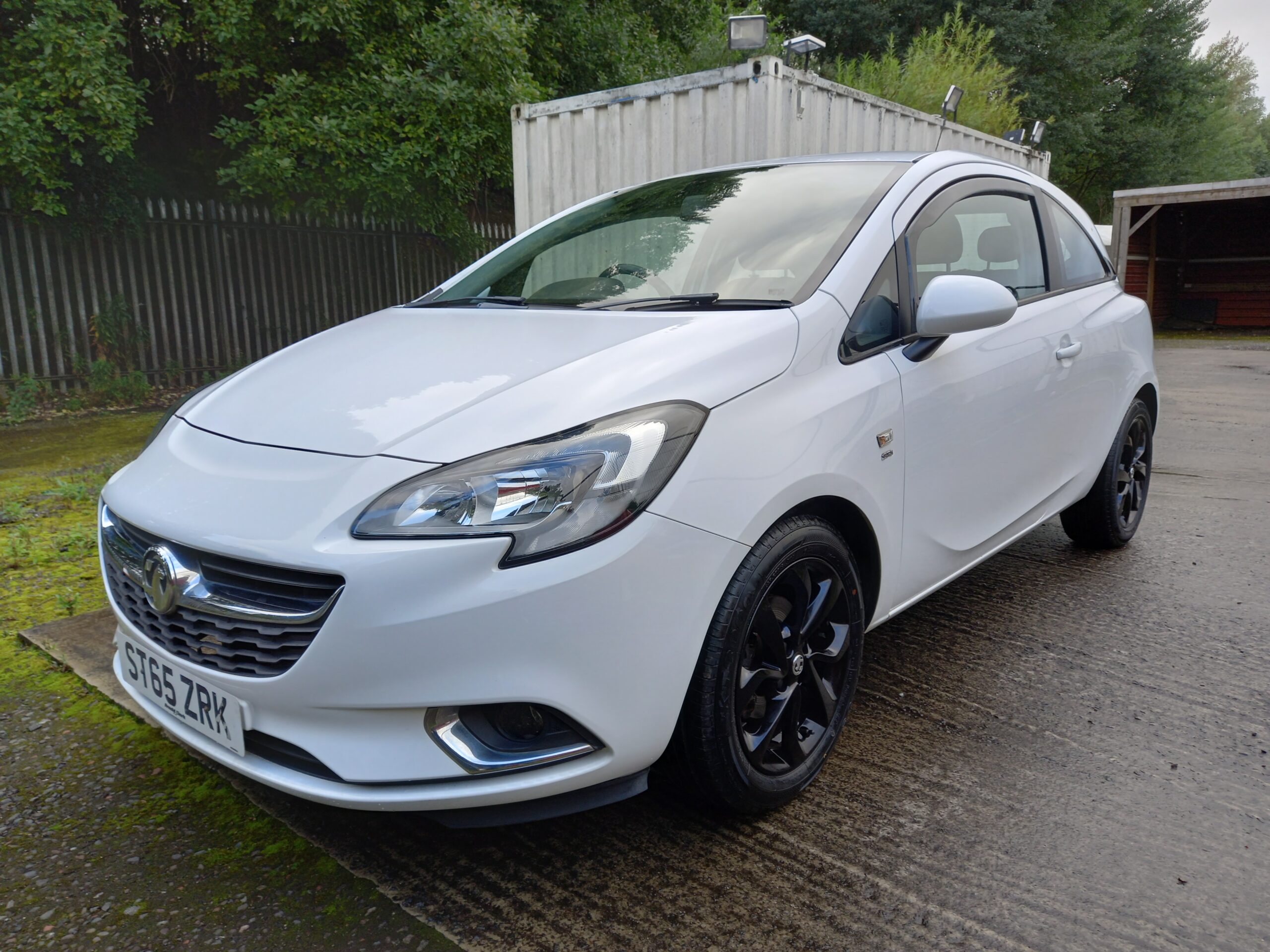 VAUXHALL CORSA 1.4 ecoFLEX SRi 3dr White 2015 71,000 Miles Full Service History 3 Months Warranty