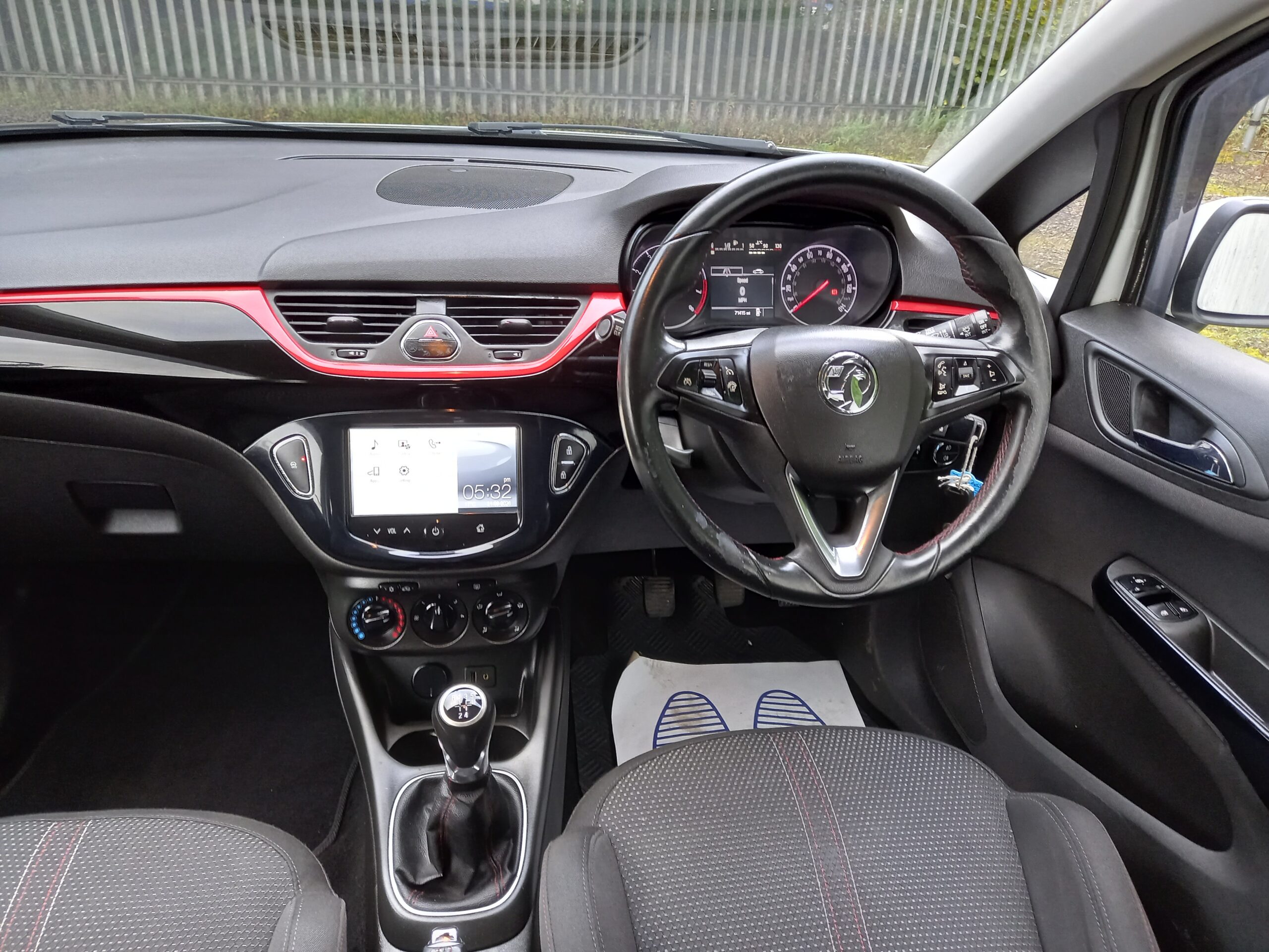 VAUXHALL CORSA 1.4 ecoFLEX SRi 3dr White 2015 71,000 Miles Full Service History 3 Months Warranty - Image 17