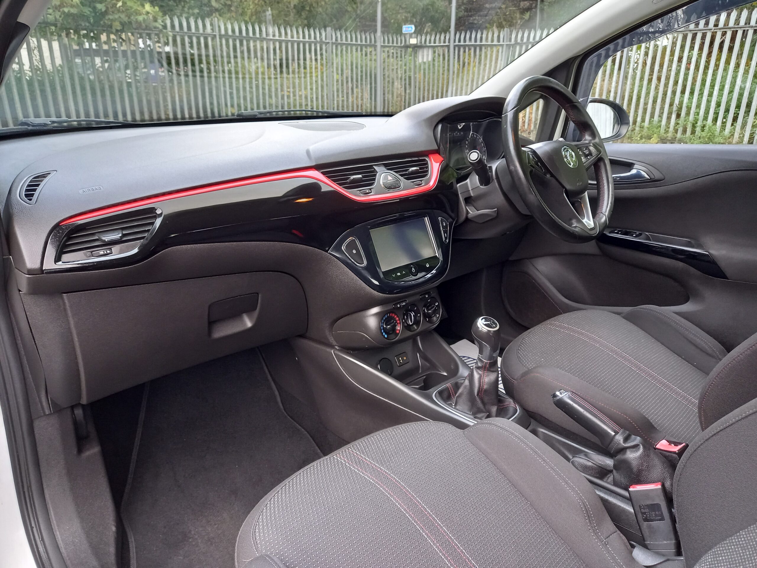 VAUXHALL CORSA 1.4 ecoFLEX SRi 3dr White 2015 71,000 Miles Full Service History 3 Months Warranty - Image 19
