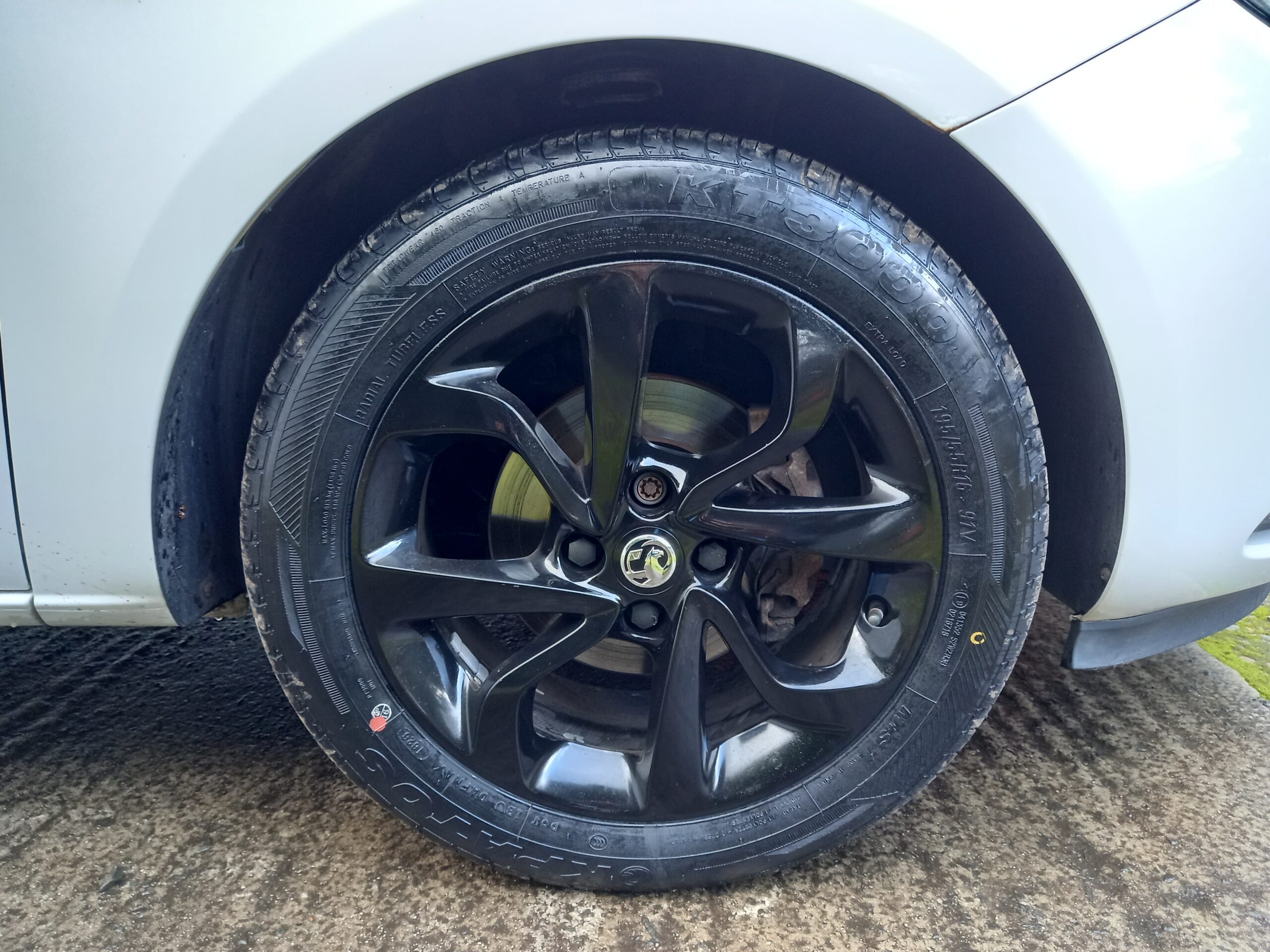 VAUXHALL CORSA 1.4 ecoFLEX SRi 3dr White 2015 71,000 Miles Full Service History 3 Months Warranty - Image 31