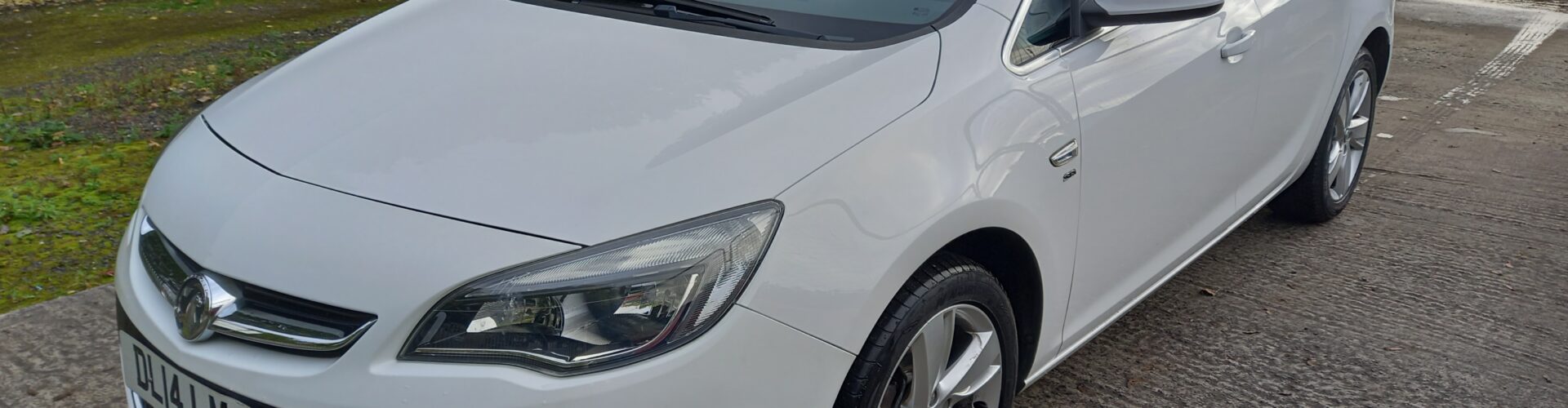 VAUXHALL ASTRA 1.6i 16V SRi 5dr 2014 Estate white 94,000 Miles Service History Ulez Complinat 3 Months Warranty