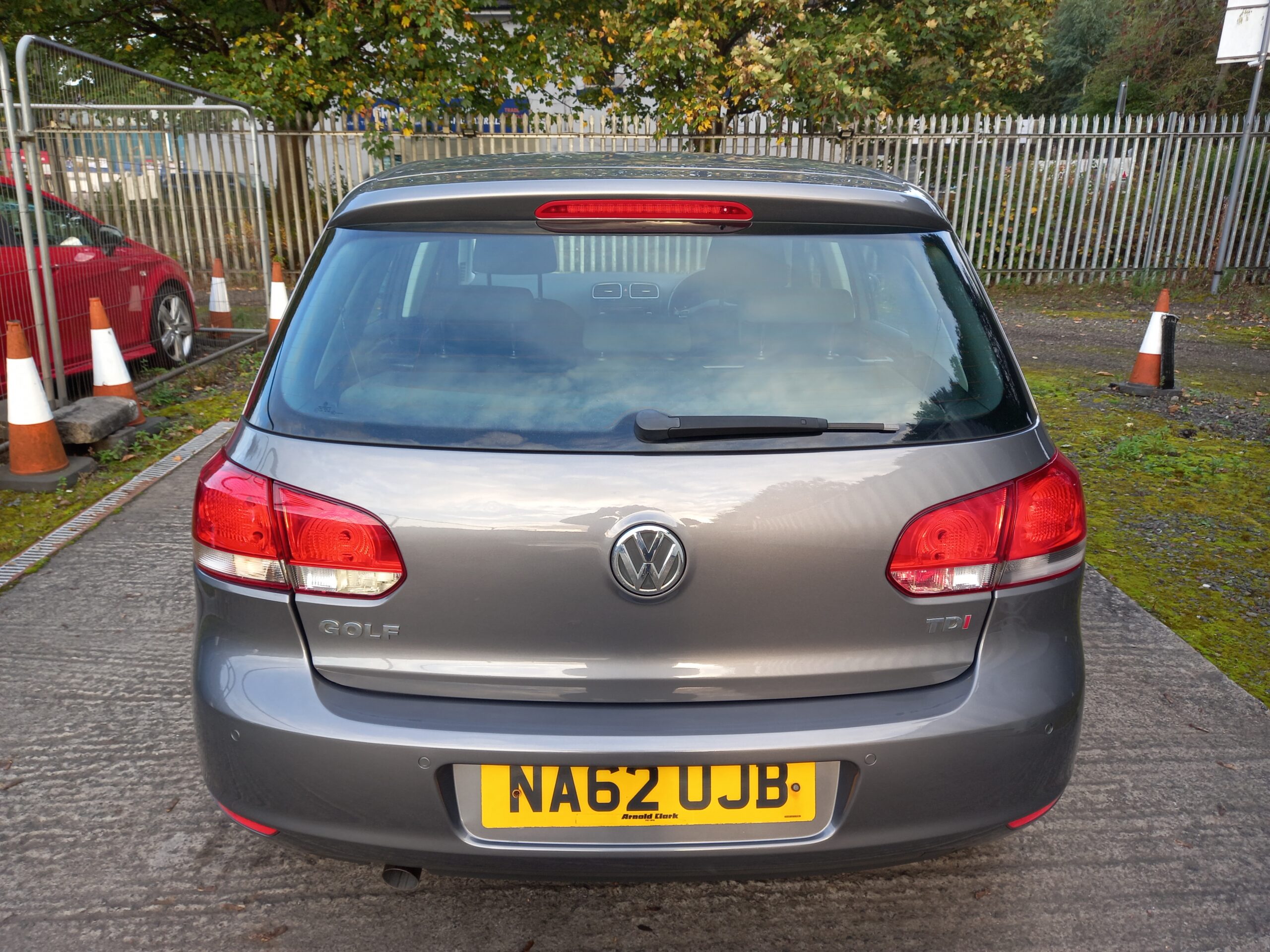 VOLKSWAGEN GOLF 1.6 TDi 105 Match 5dr 2012 95,000 Miles Service History £35 road tax 3 Months Warranty - Image 5