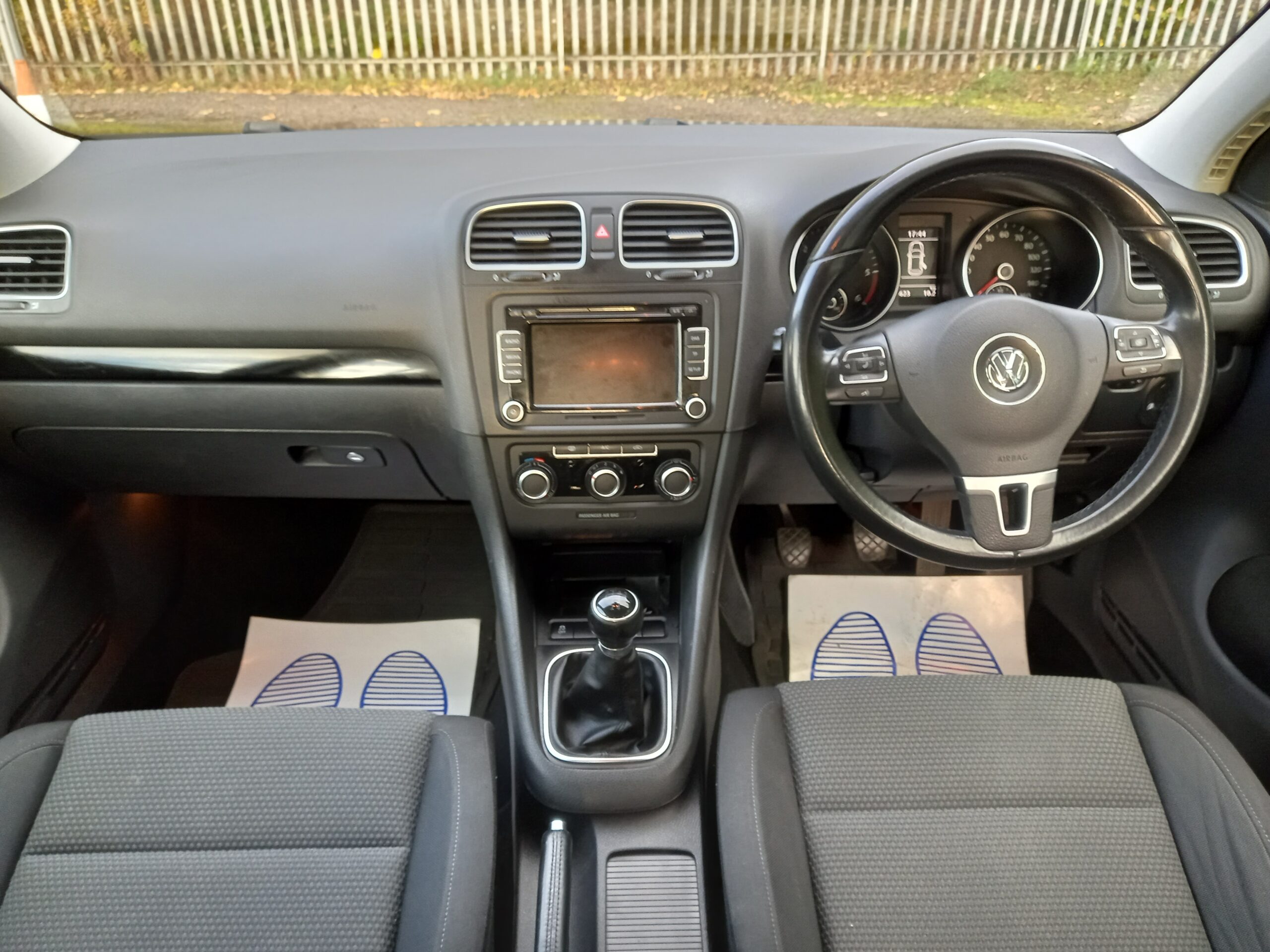 VOLKSWAGEN GOLF 1.6 TDi 105 Match 5dr 2012 95,000 Miles Service History £35 road tax 3 Months Warranty - Image 16