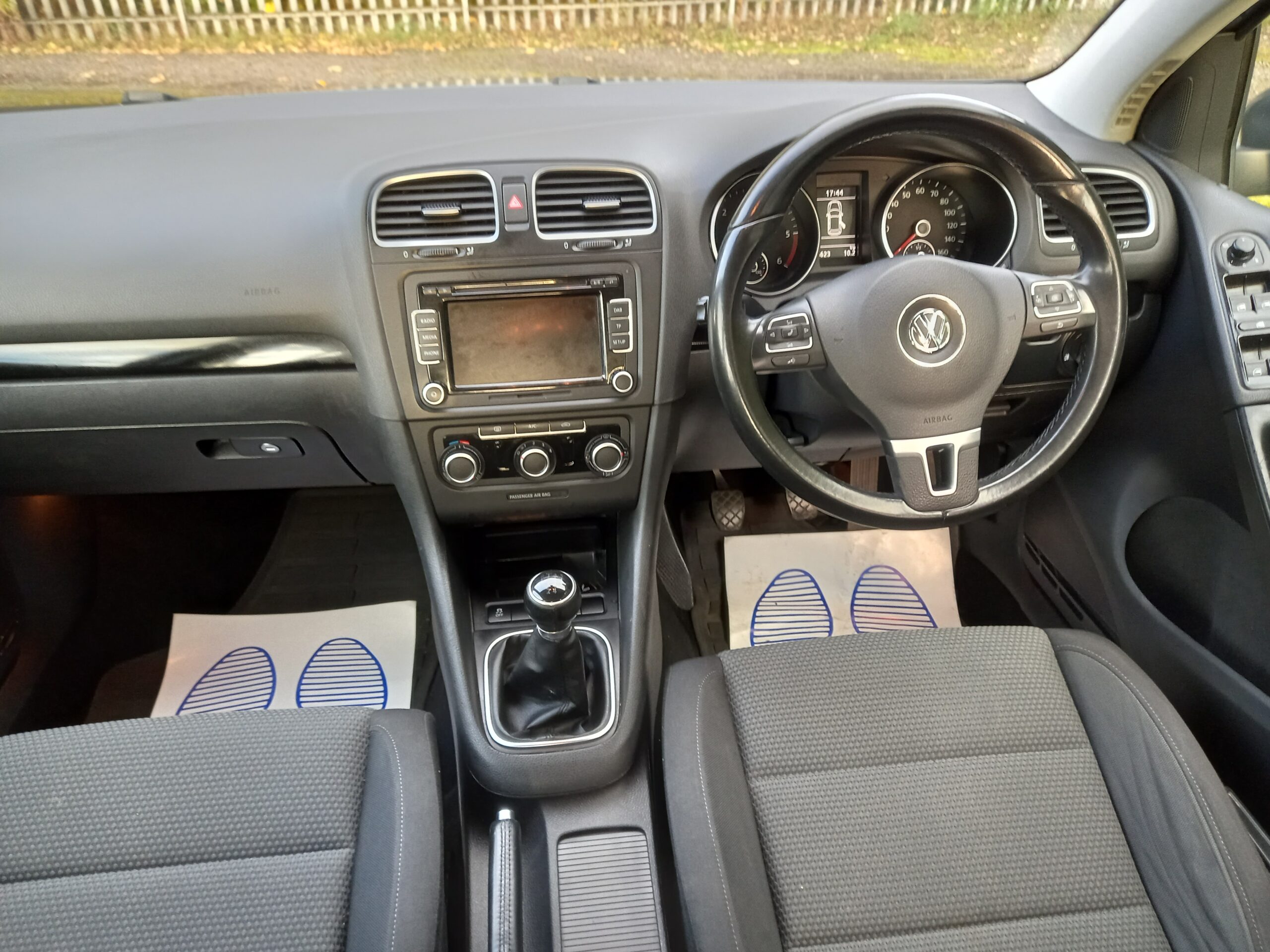 VOLKSWAGEN GOLF 1.6 TDi 105 Match 5dr 2012 95,000 Miles Service History £35 road tax 3 Months Warranty - Image 18