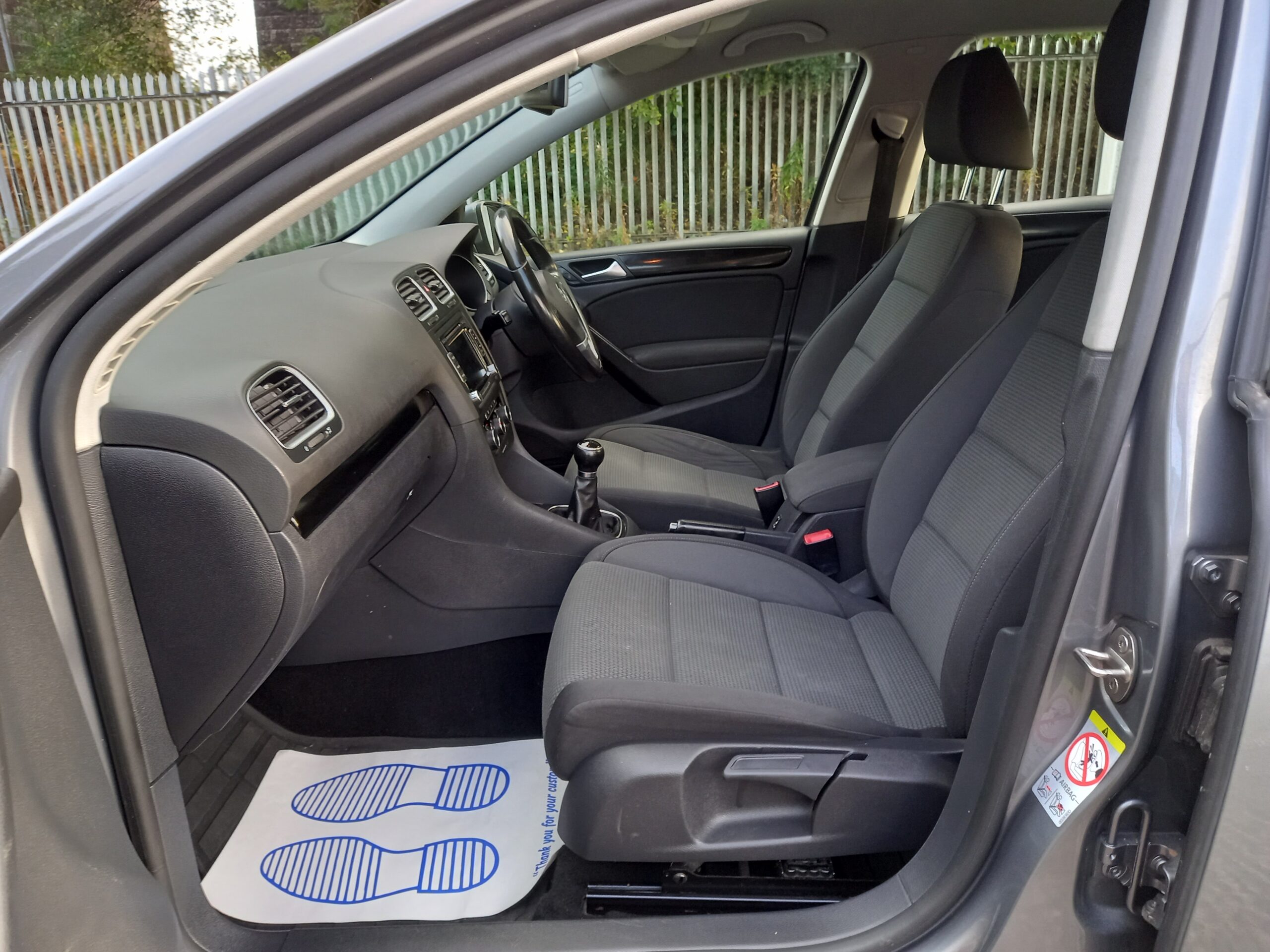 VOLKSWAGEN GOLF 1.6 TDi 105 Match 5dr 2012 95,000 Miles Service History £35 road tax 3 Months Warranty - Image 21