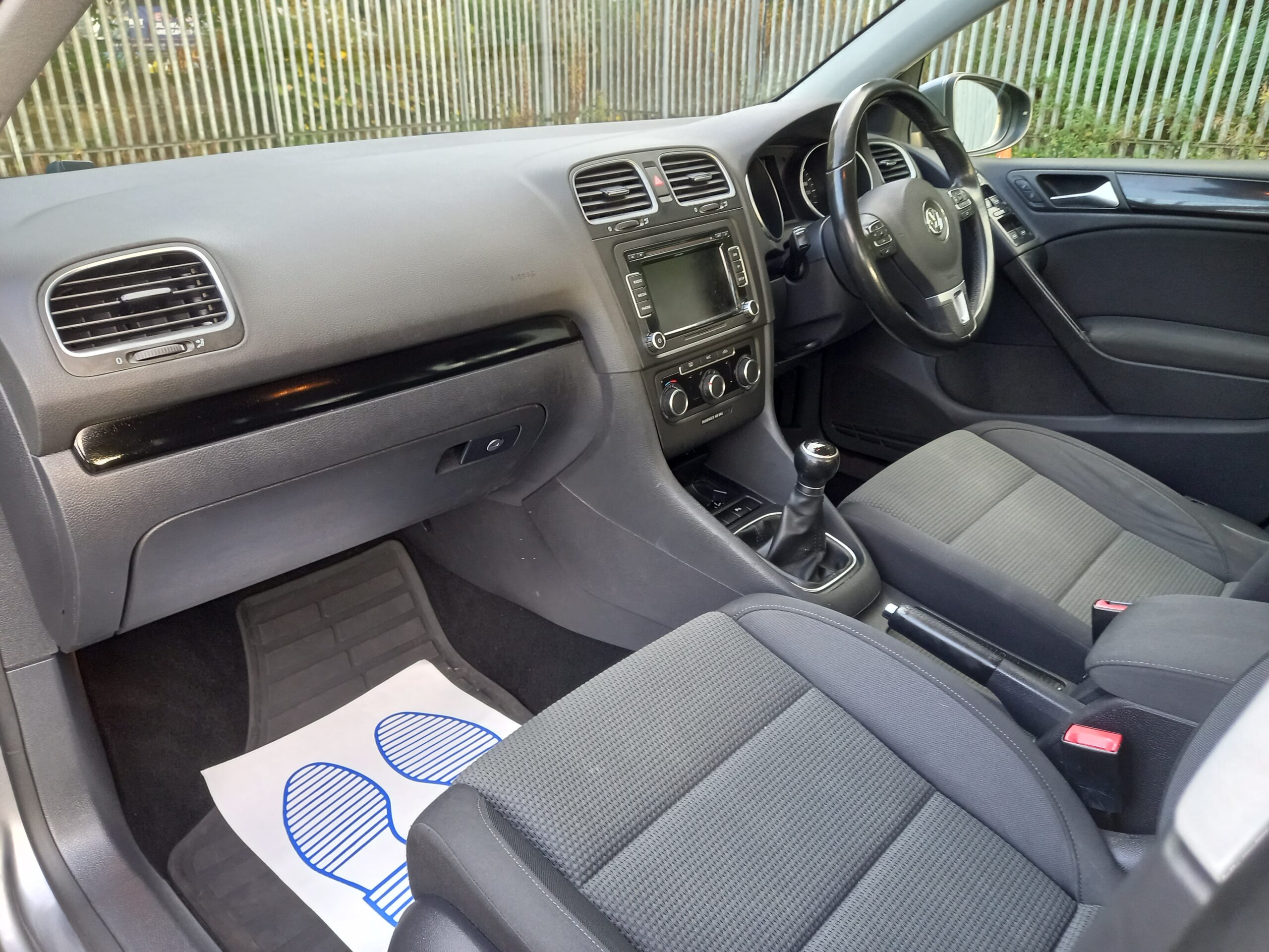 VOLKSWAGEN GOLF 1.6 TDi 105 Match 5dr 2012 95,000 Miles Service History £35 road tax 3 Months Warranty - Image 20