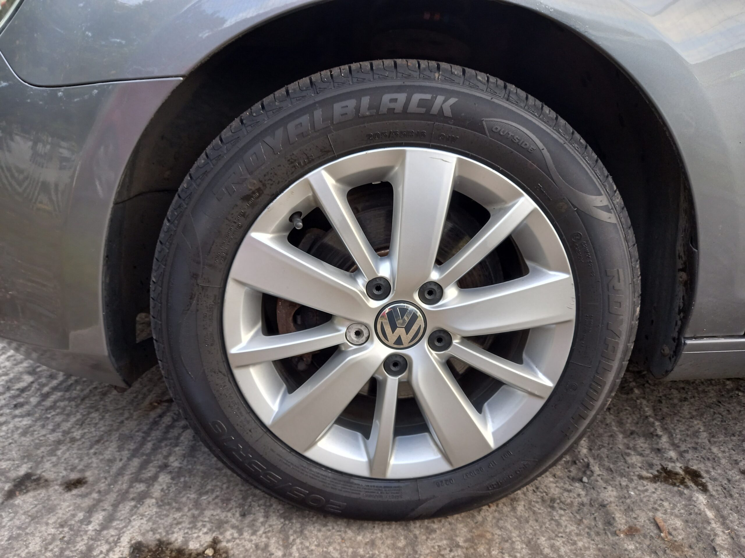 VOLKSWAGEN GOLF 1.6 TDi 105 Match 5dr 2012 95,000 Miles Service History £35 road tax 3 Months Warranty - Image 33