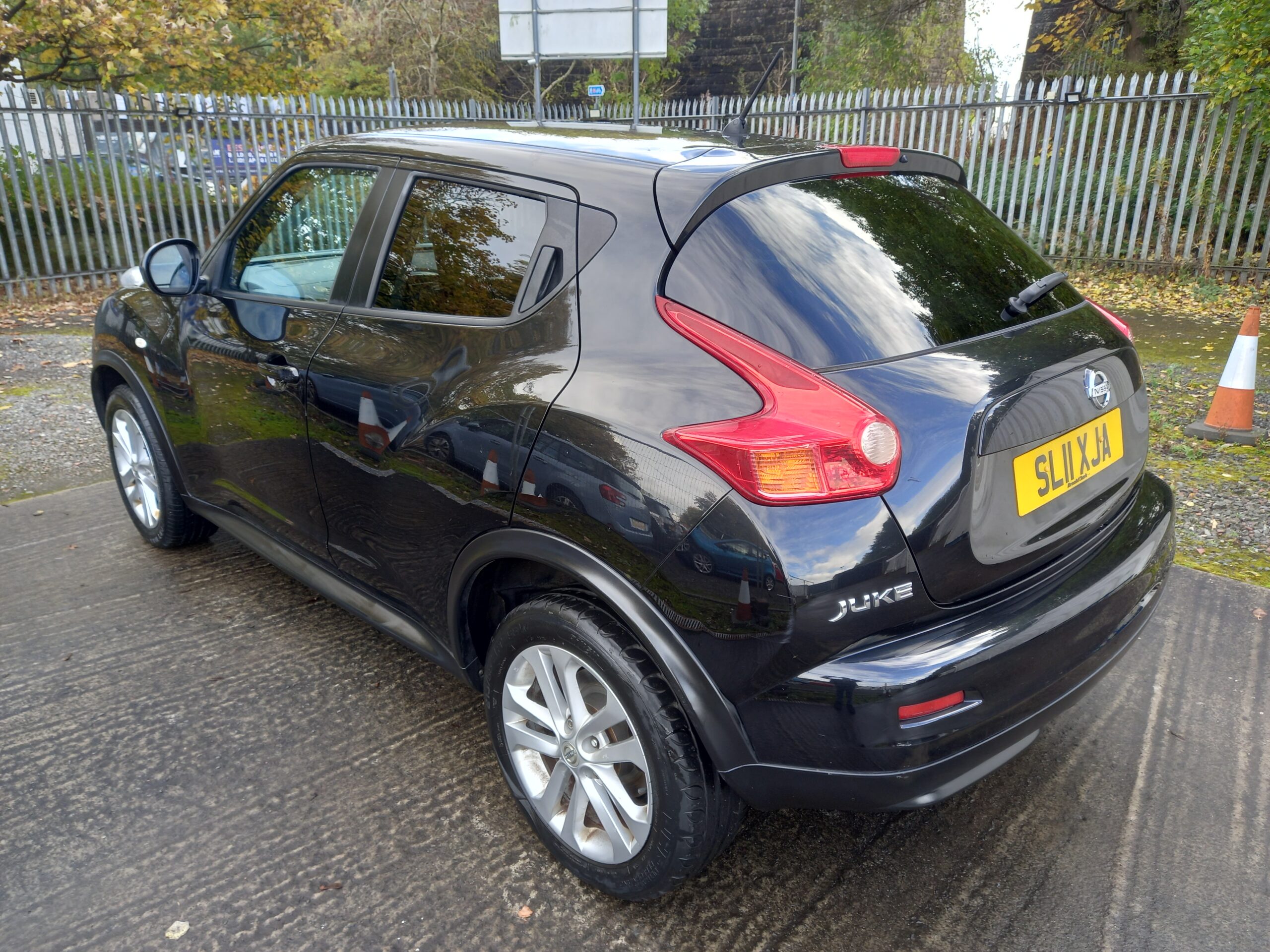 NISSAN JUKE 16 Acenta 5dr Premium Pack 2011 79,000 Miles Service History 3 Months Warranty - Image 3